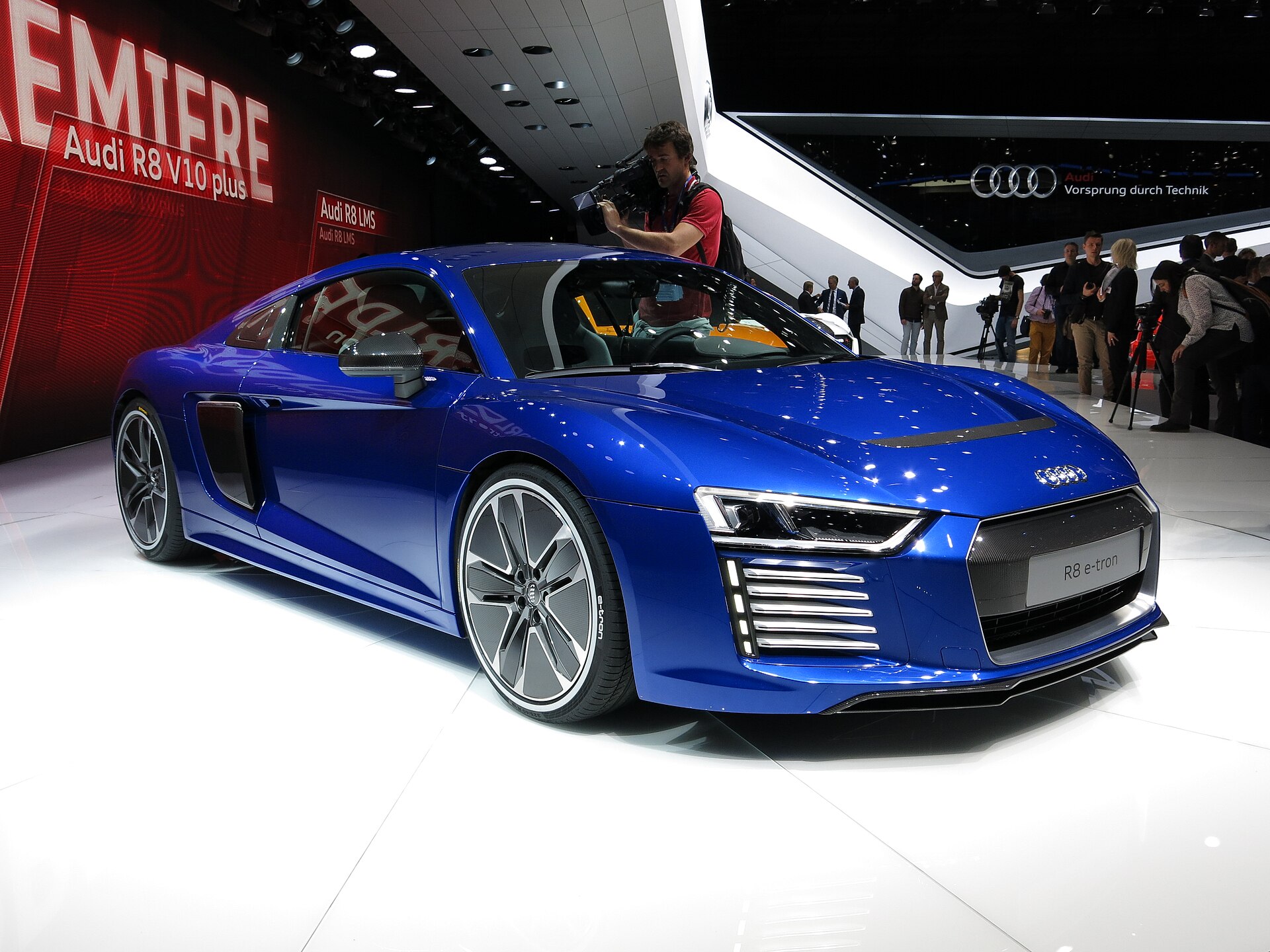 Audi R8 e-tron at the 2015 Geneva Motor Show