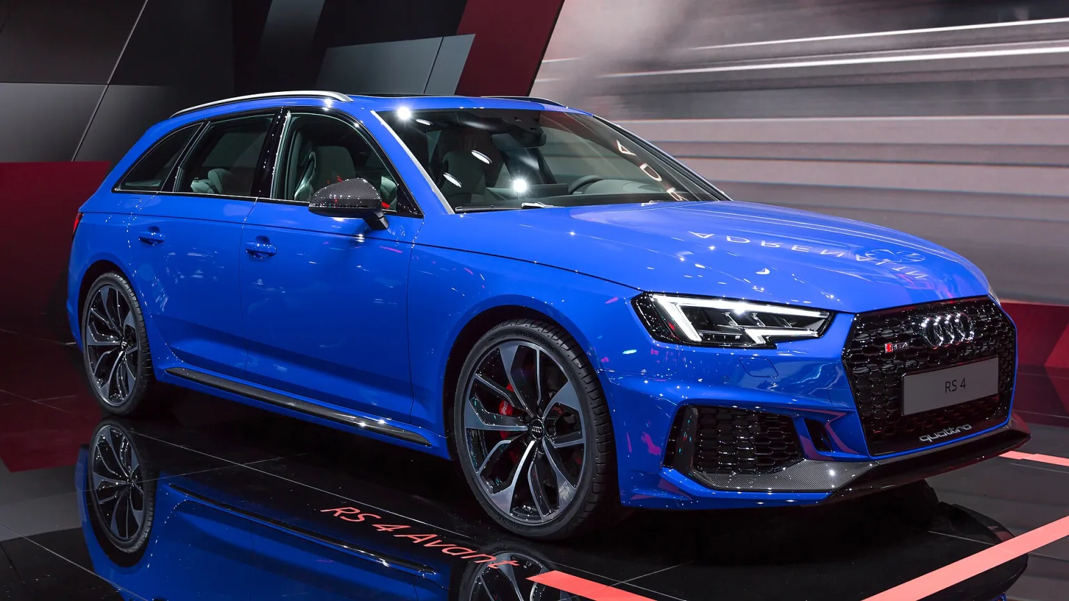 Audi RS4 at the 2017 Frankfurt Motor Show
