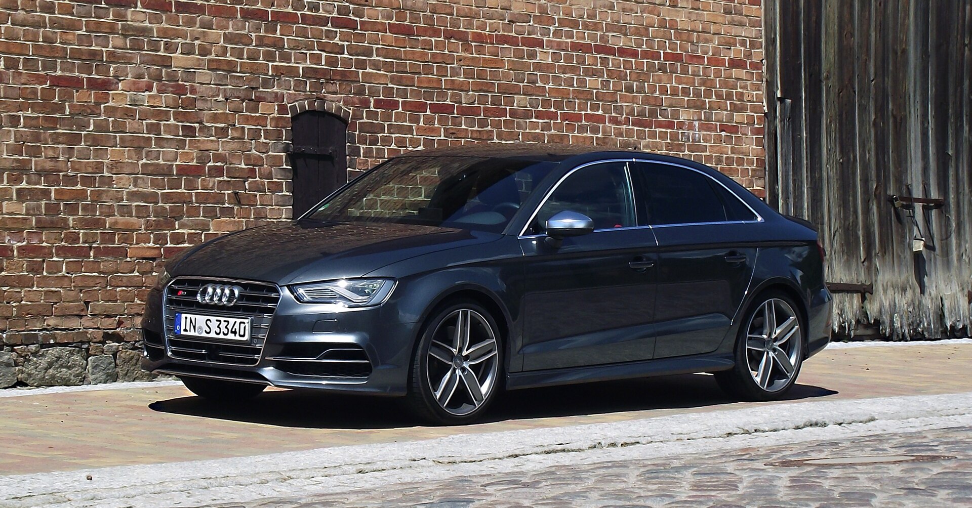 2013 Audi S3 Limousine 8VS 2.0 TFSI S tronic quattro, front view