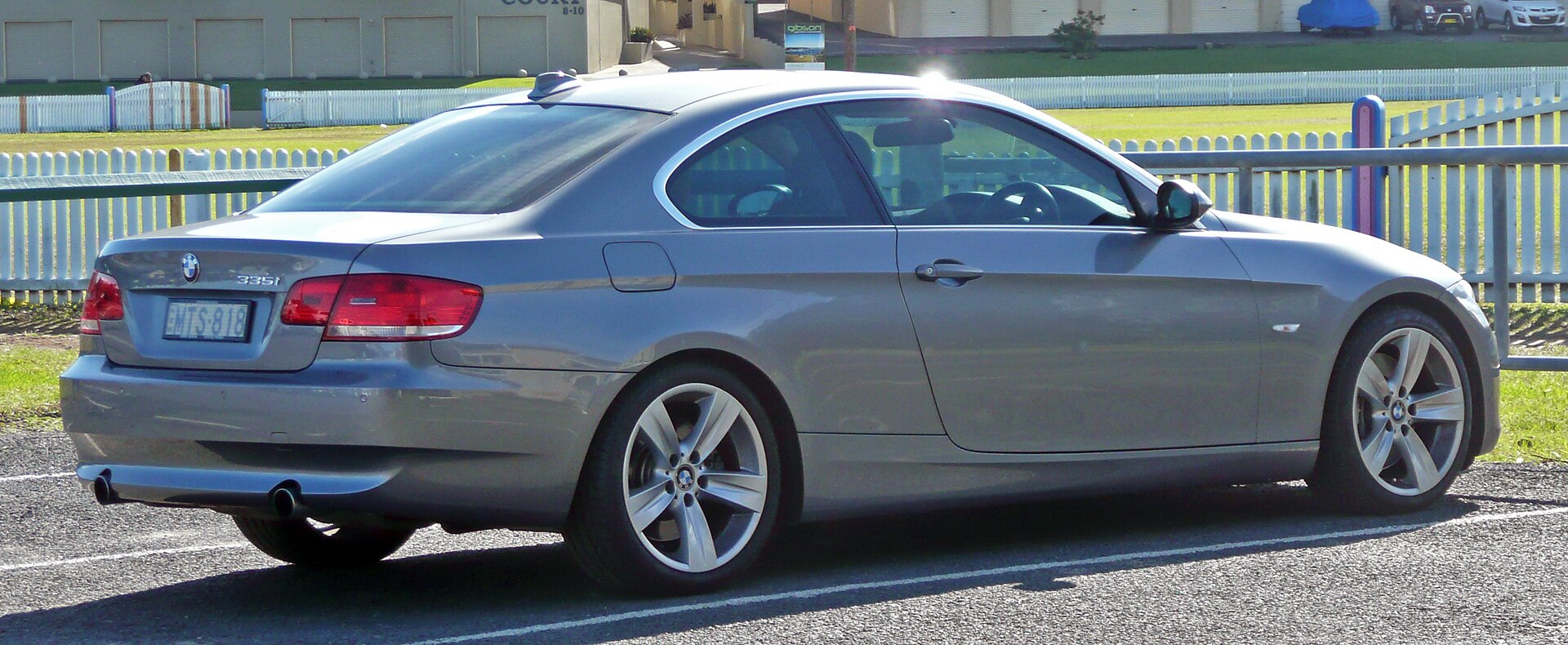 2006-2010 BMW 335i (E92) coupe