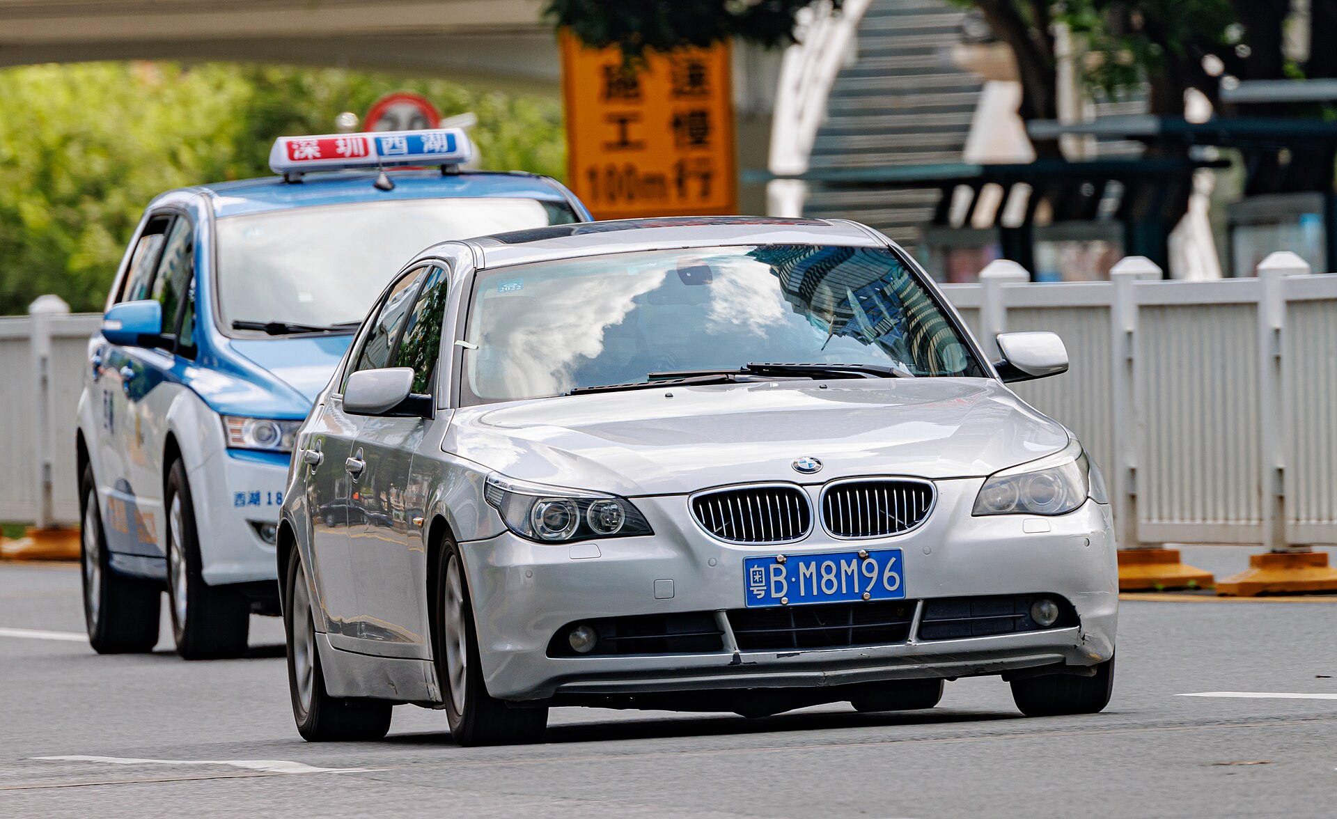 BMW 5 Series (E60) sedan in China
