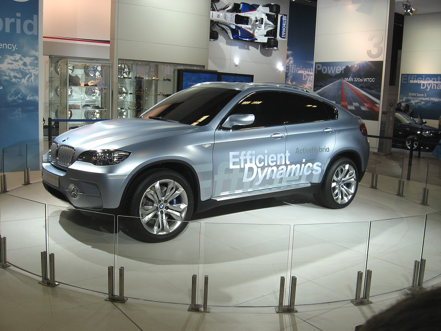 BMW X6 ActiveHybrid production model, front view