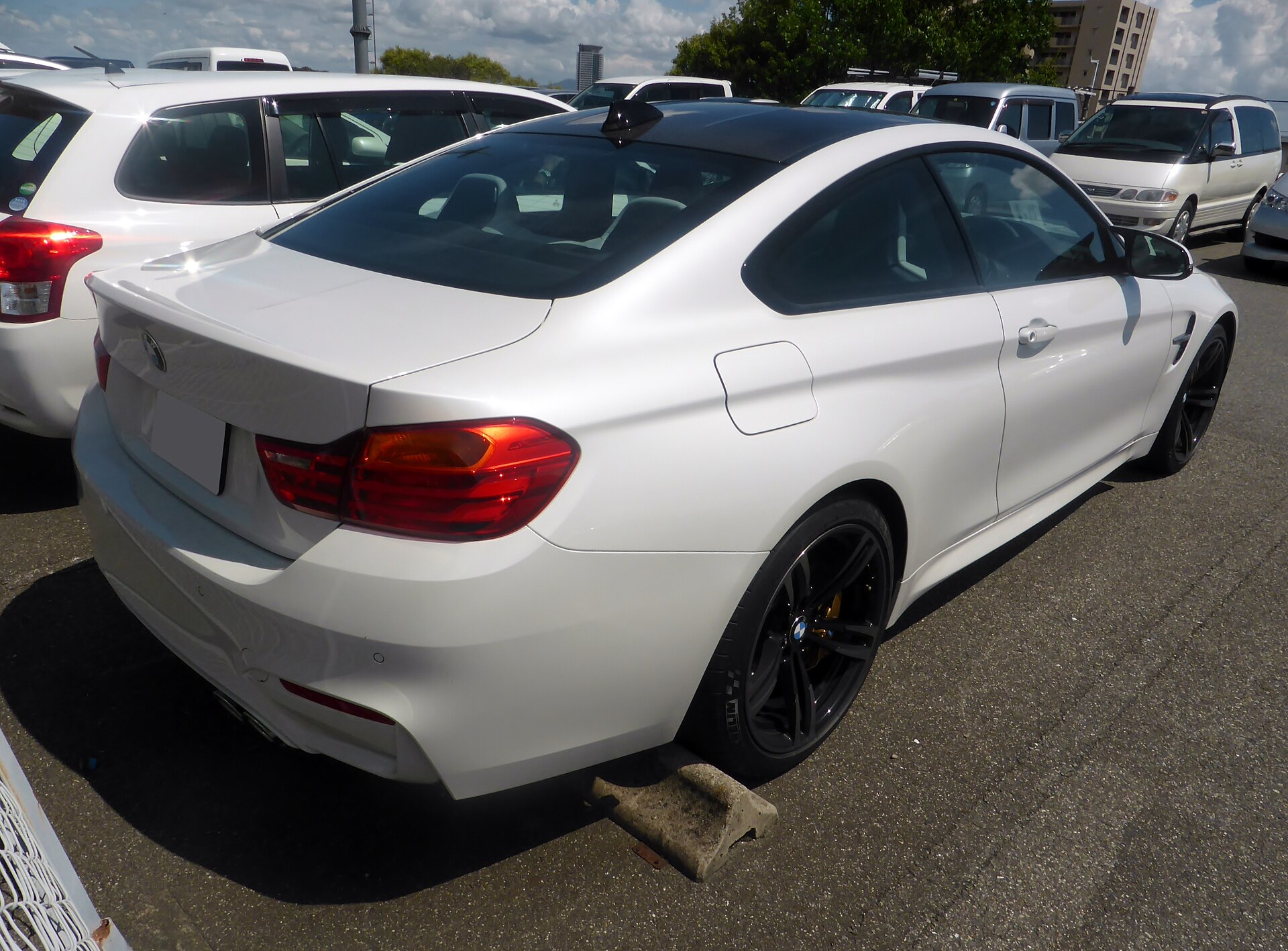 BMW M4 Coupe (F82) rear view