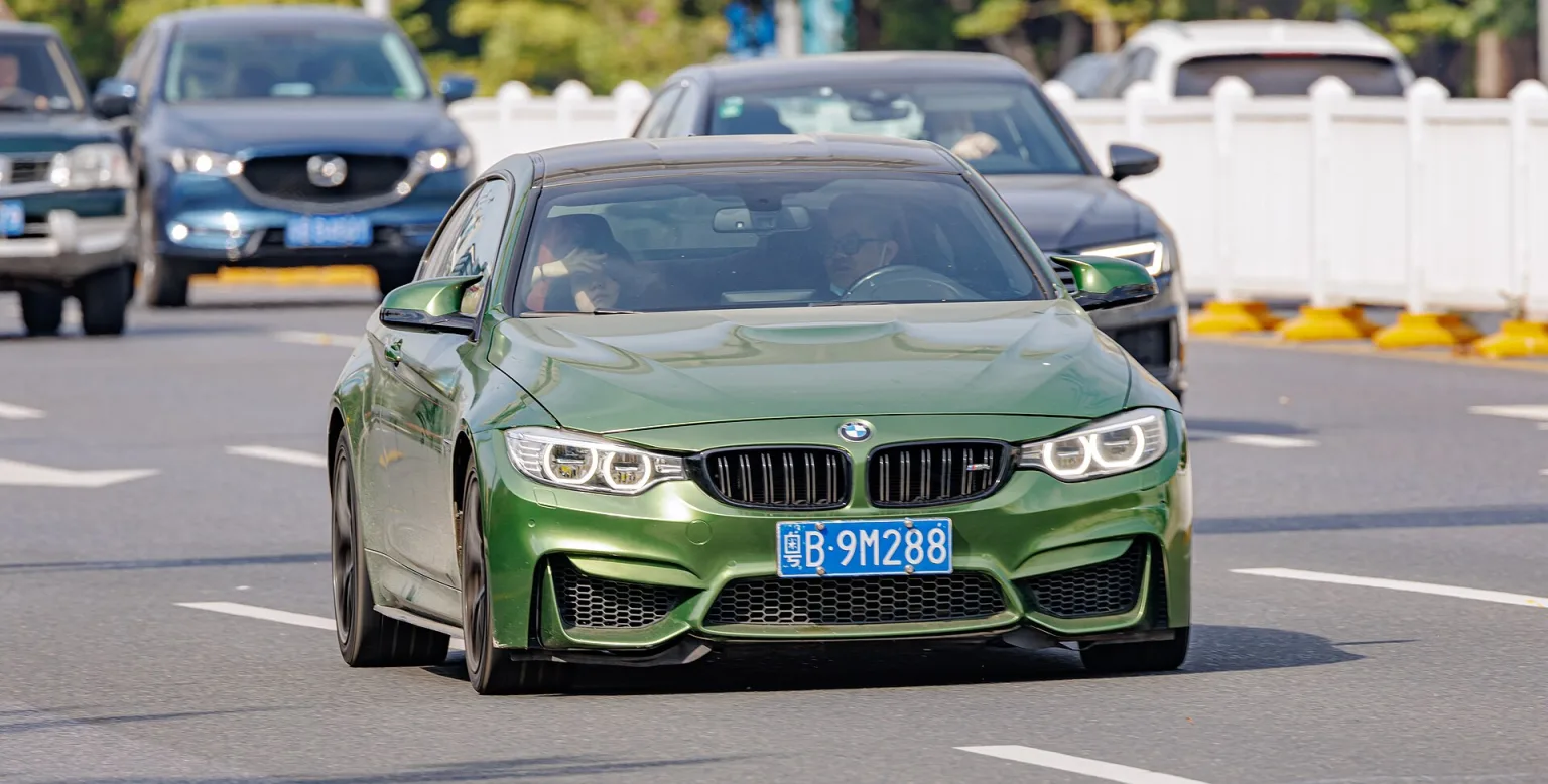 BMW M4 Coupe (F82) in China