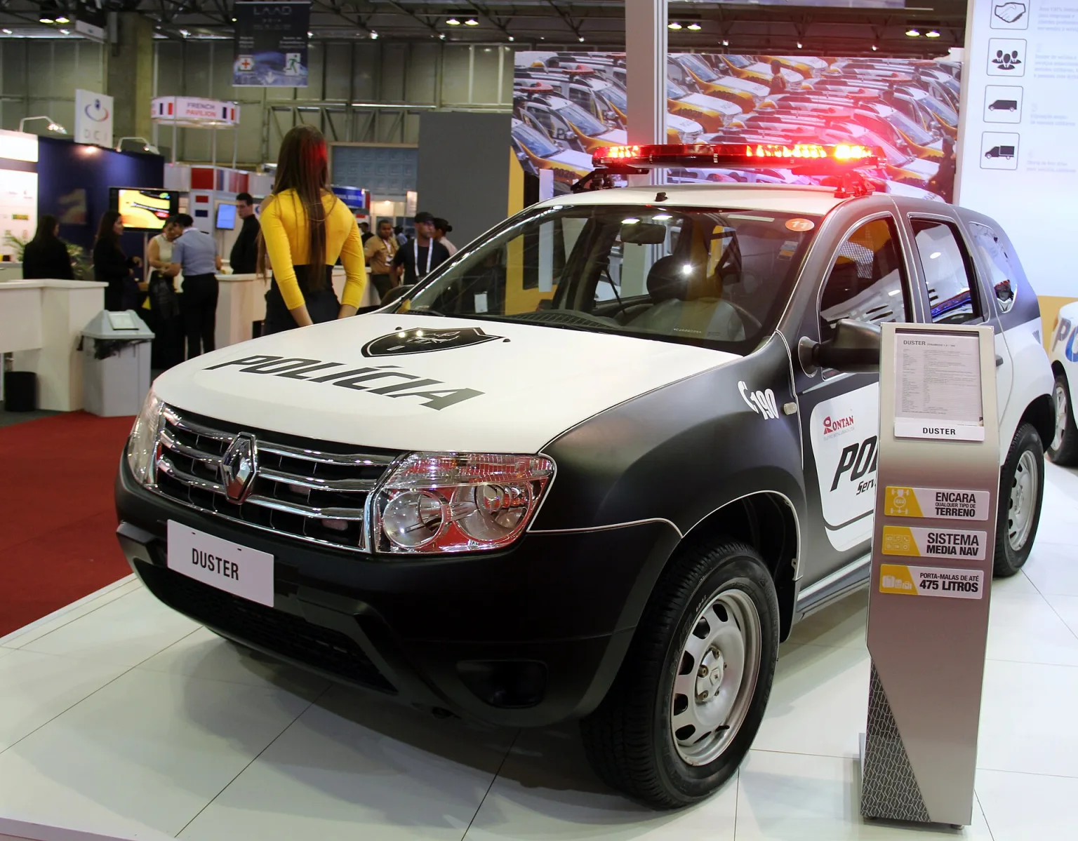 Renault Duster SUV, 2013 generation, as used by Brazilian police
