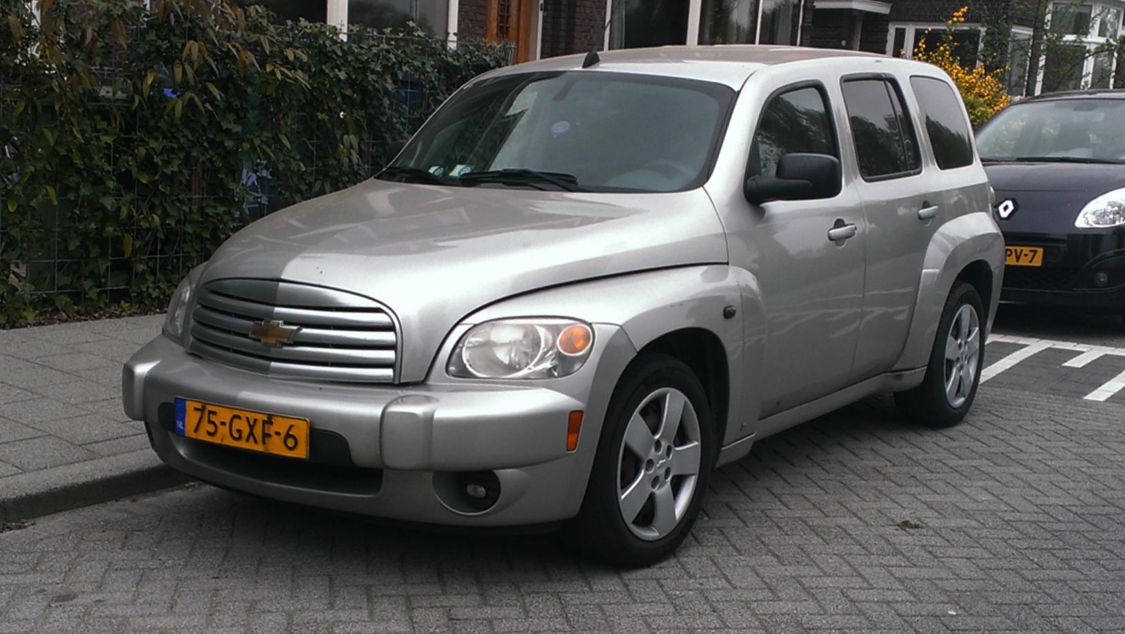 2007 Chevrolet HHR 2.4 LT front view