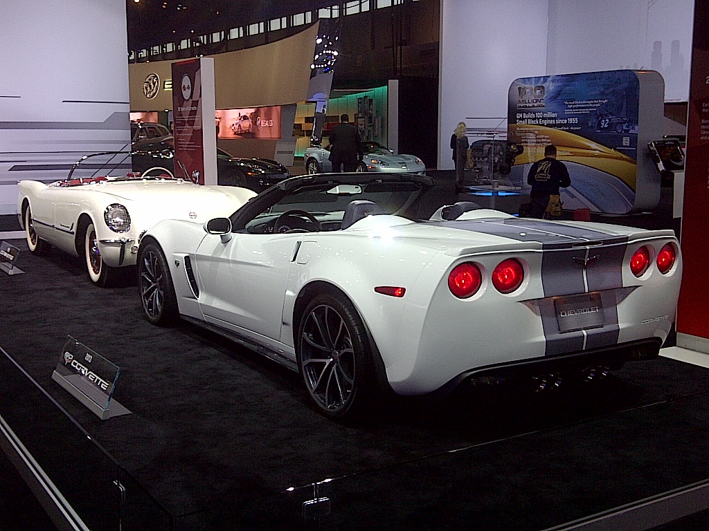 2013 Corvette 60th Anniversary Edition next to a 1953 Corvette