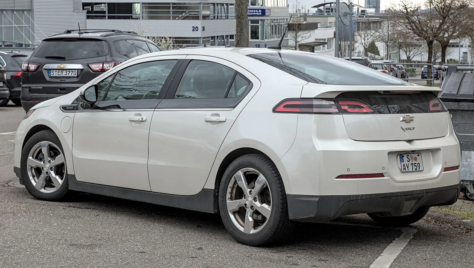 First generation Chevrolet Volt, front view