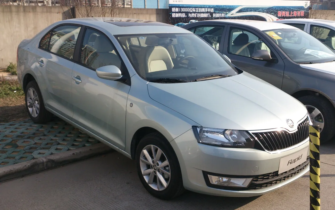2013 China-market Škoda Rapid saloon