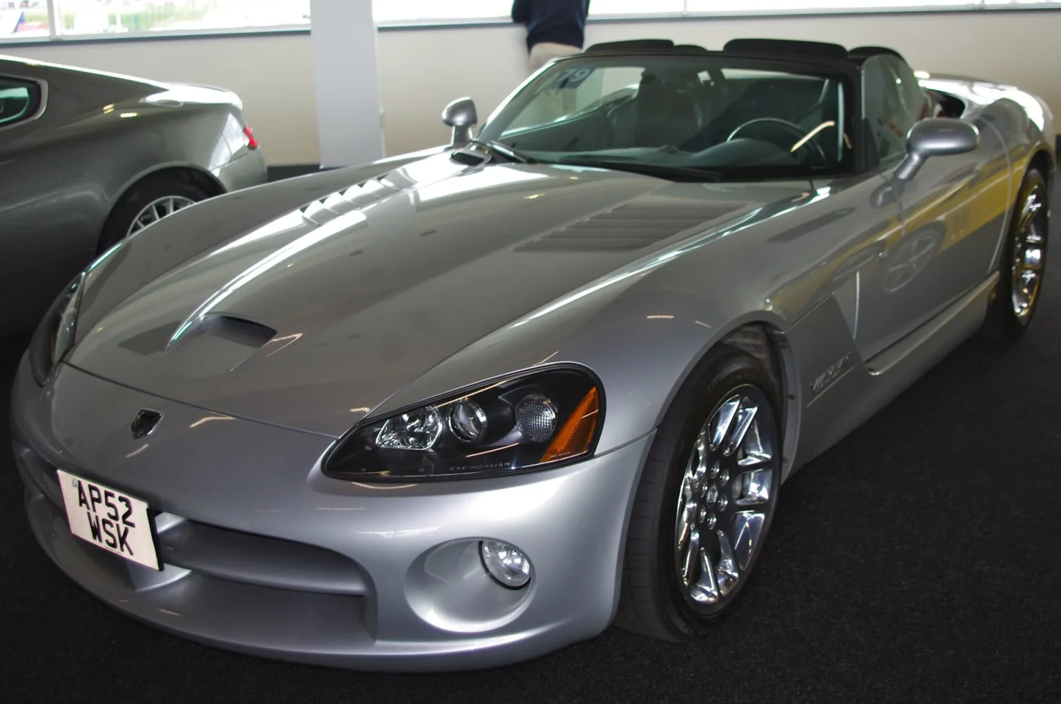 2003 Dodge Viper SRT-10