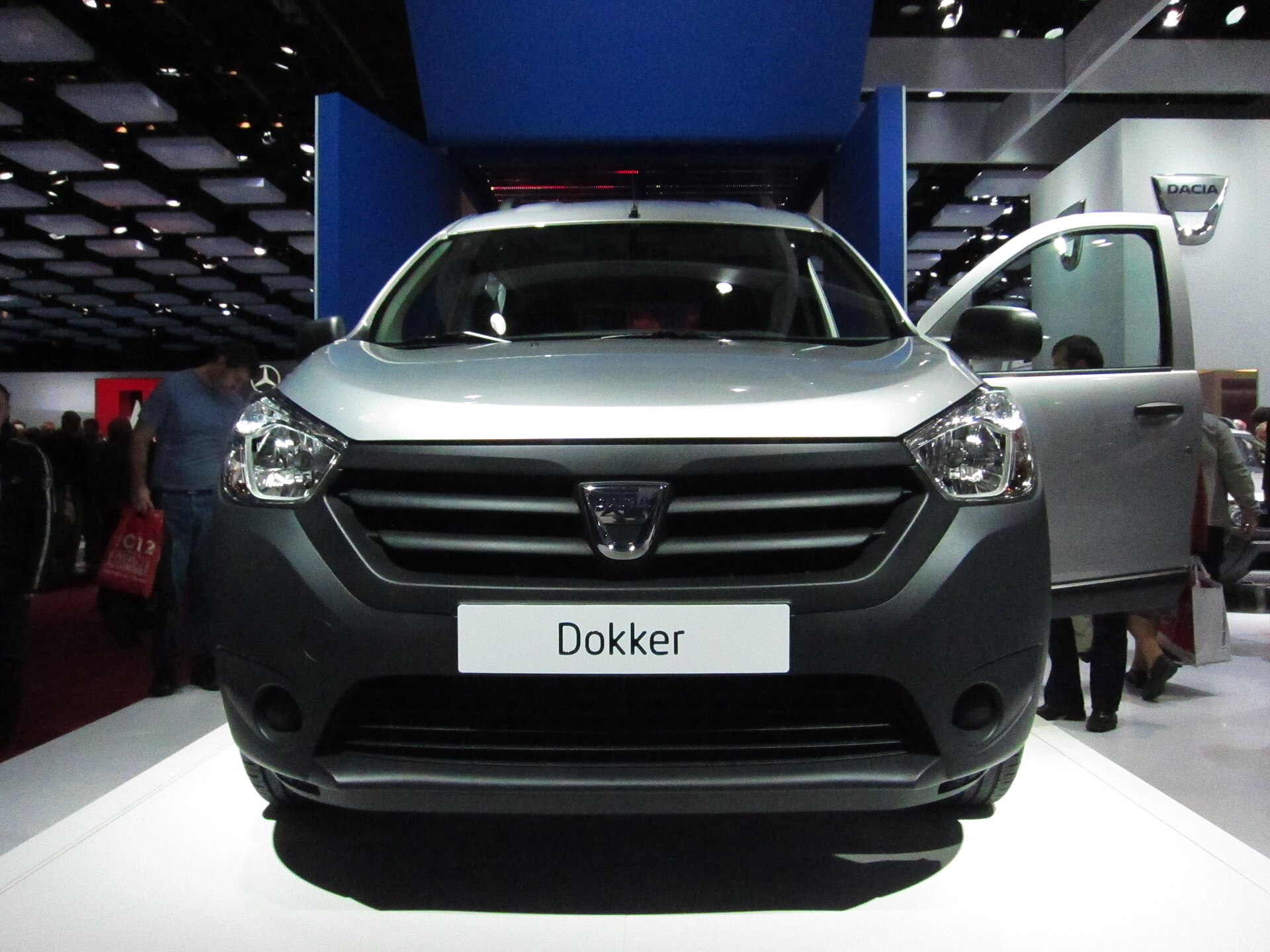 Dacia Dokker front view, first generation (2012–) MPV