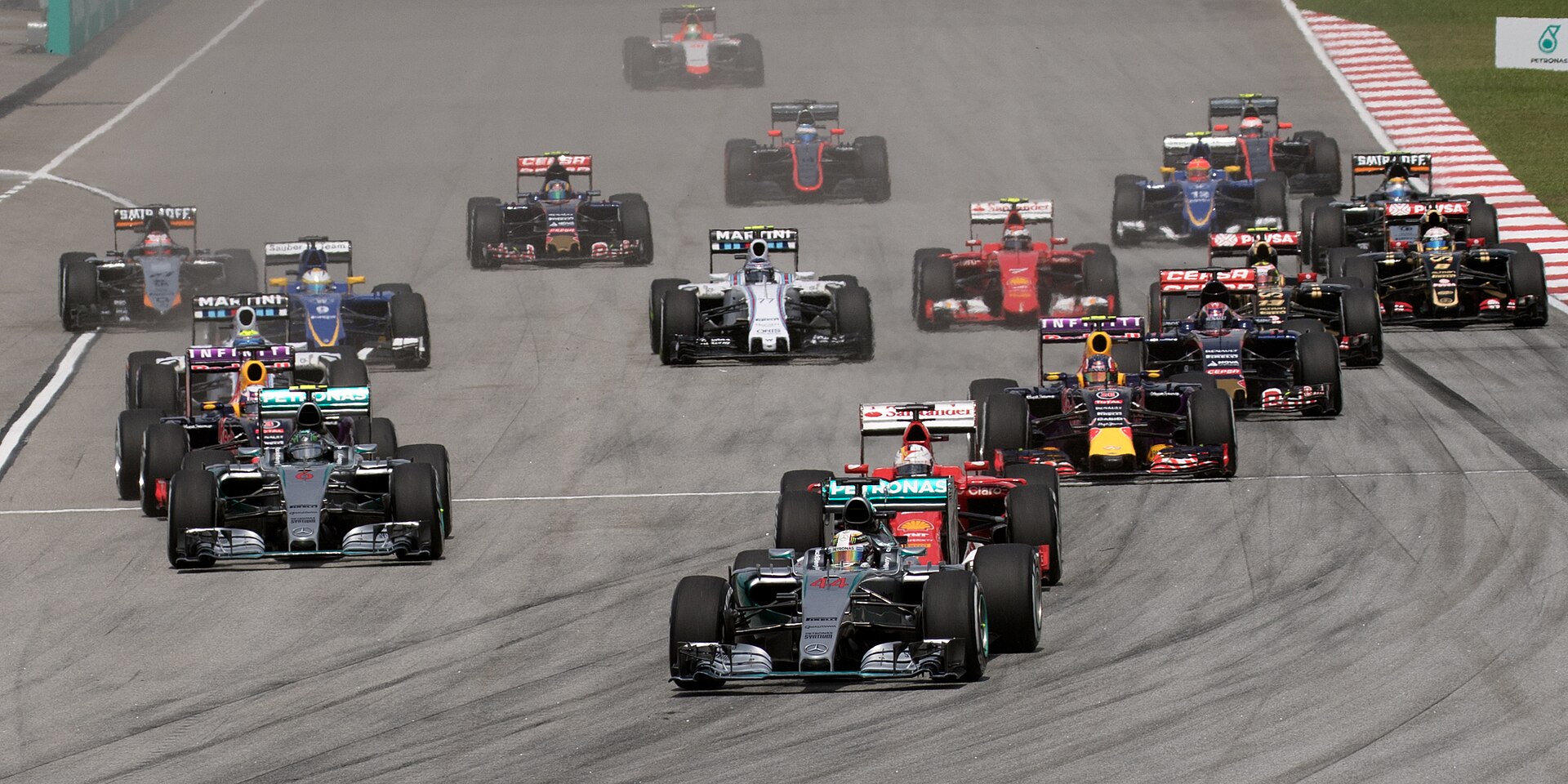 2015 Malaysian GP opening lap, Formula One cars in 2015 season.