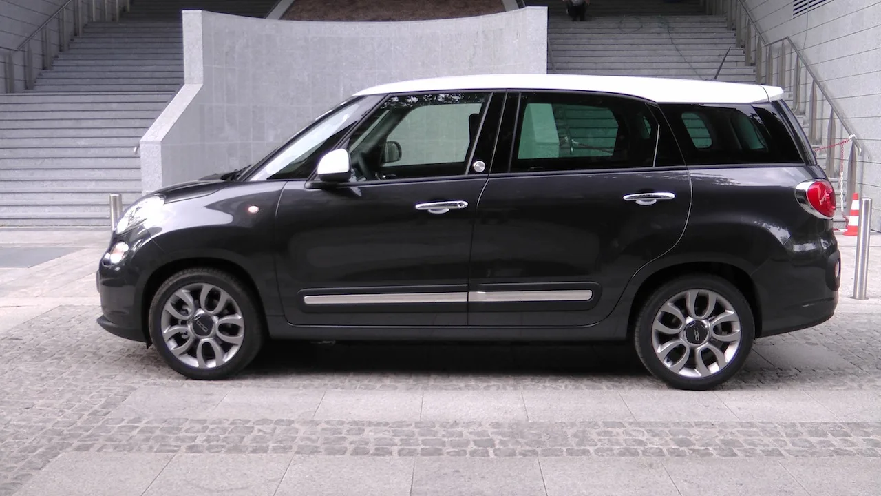 Fiat 500L Living, seven-seat compact MPV