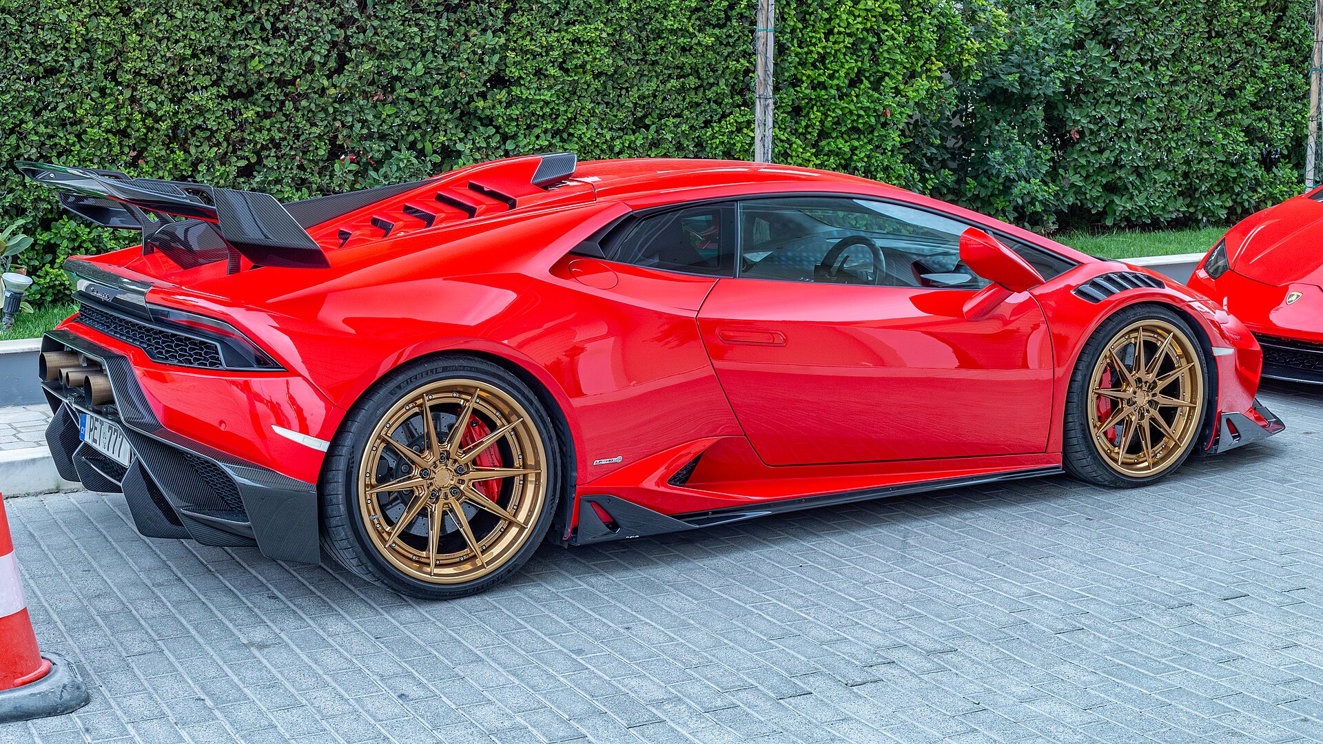Lamborghini Huracan LP 610-4, the model involved in the 2014 crash.