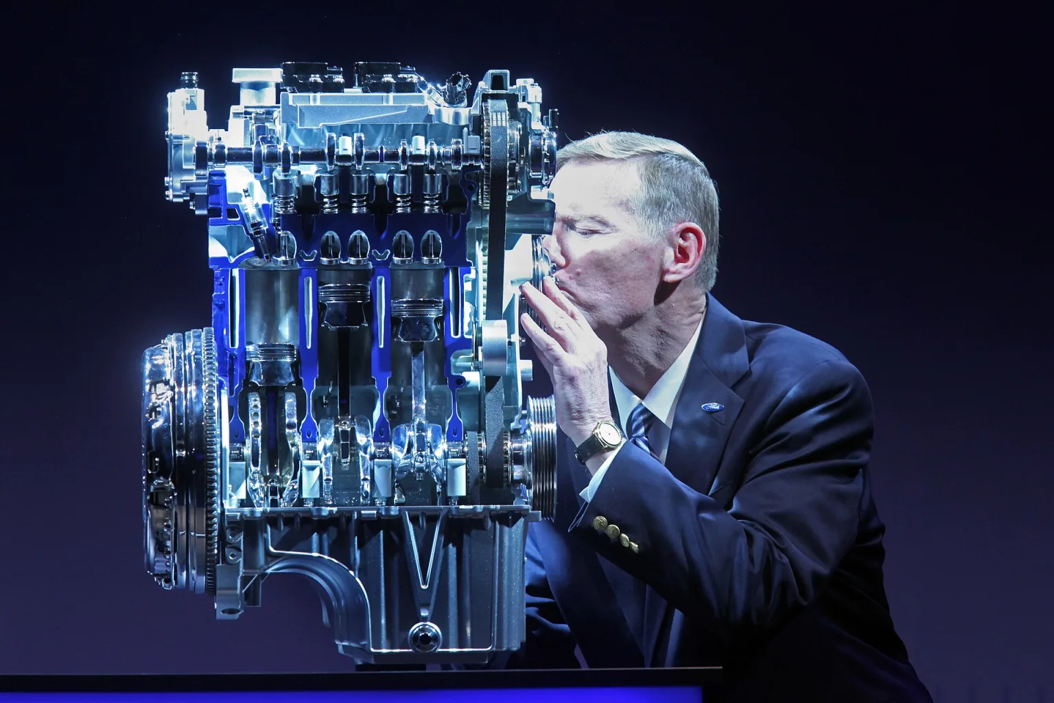 Ford 1.0L EcoBoost engine (Fox), as discussed in the article.