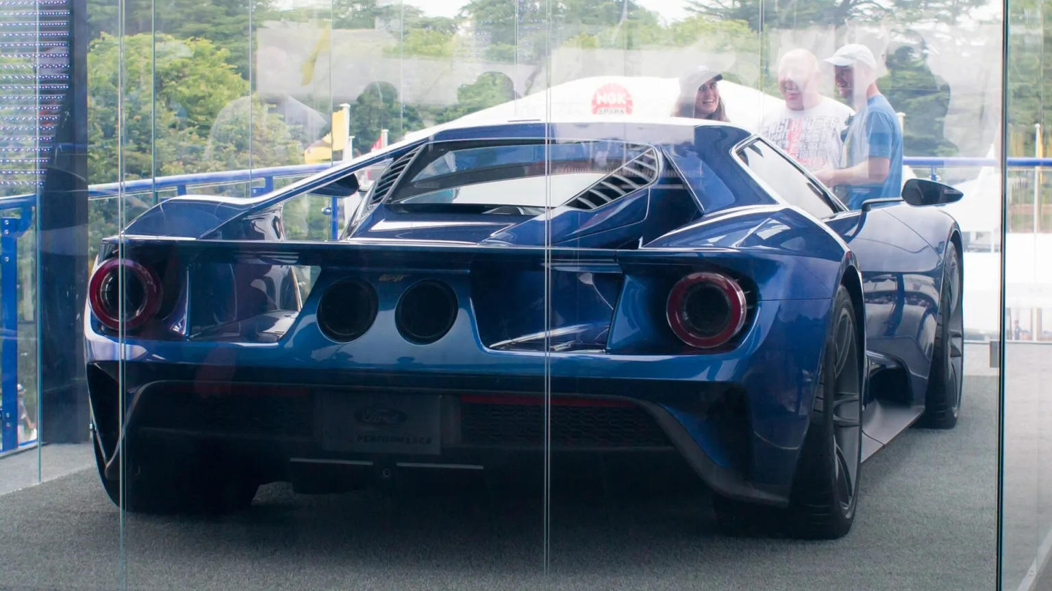 2016 Ford GT at an auto show, second generation supercar