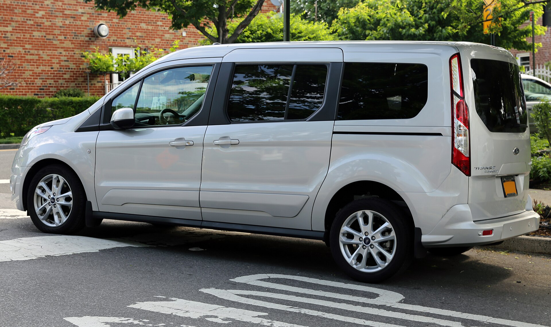 2014 Ford Transit Connect Wagon Titanium LWB, rear view
