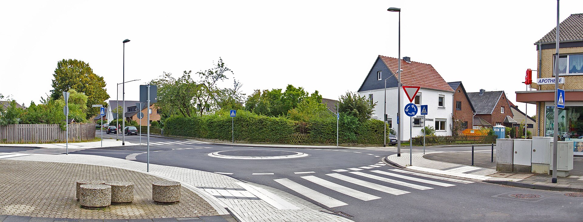 Miniature roundabout in Germany without a central island