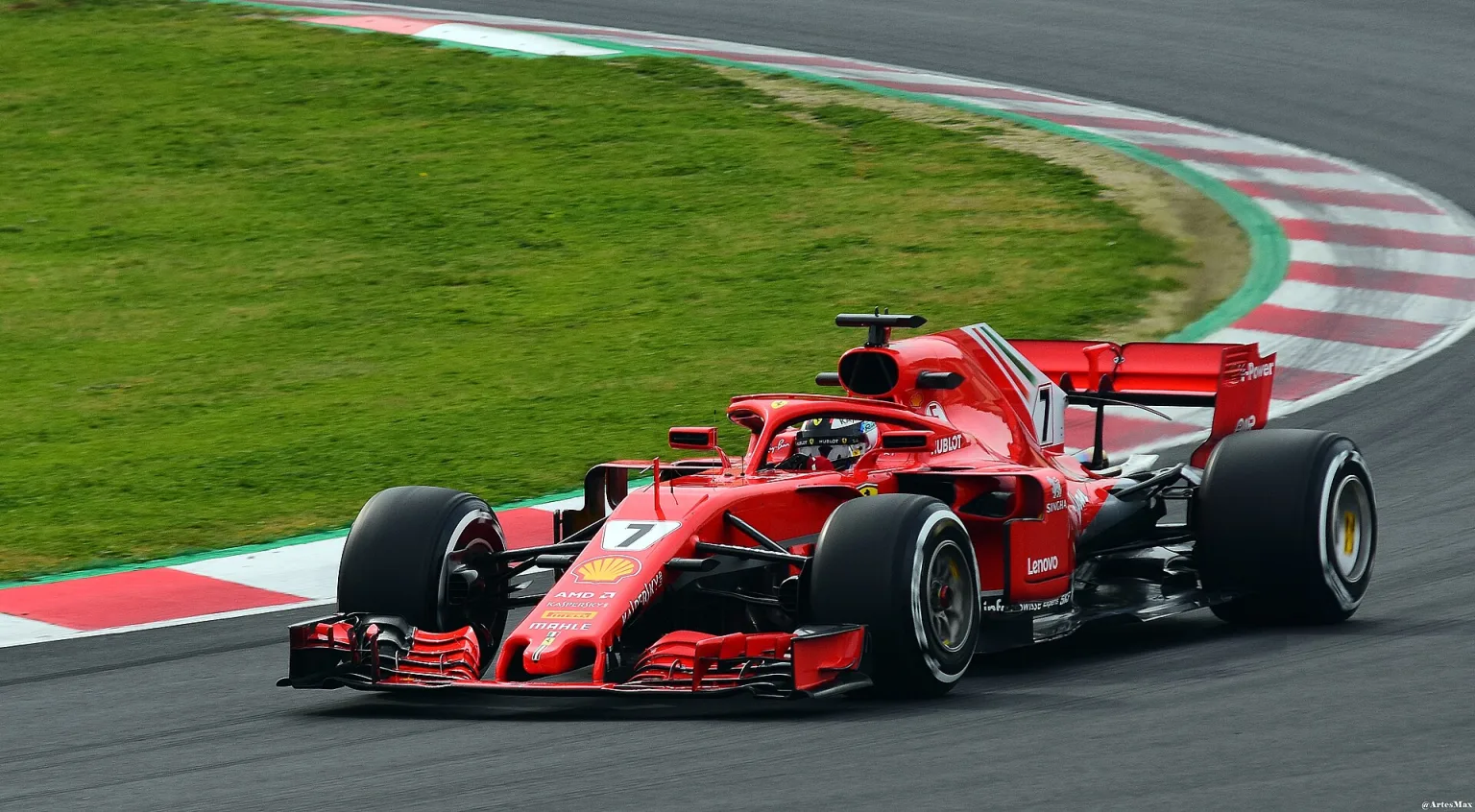 Hakkinen Calls on Ferrari to Clarify Raikkonen’s Montreal Spin
