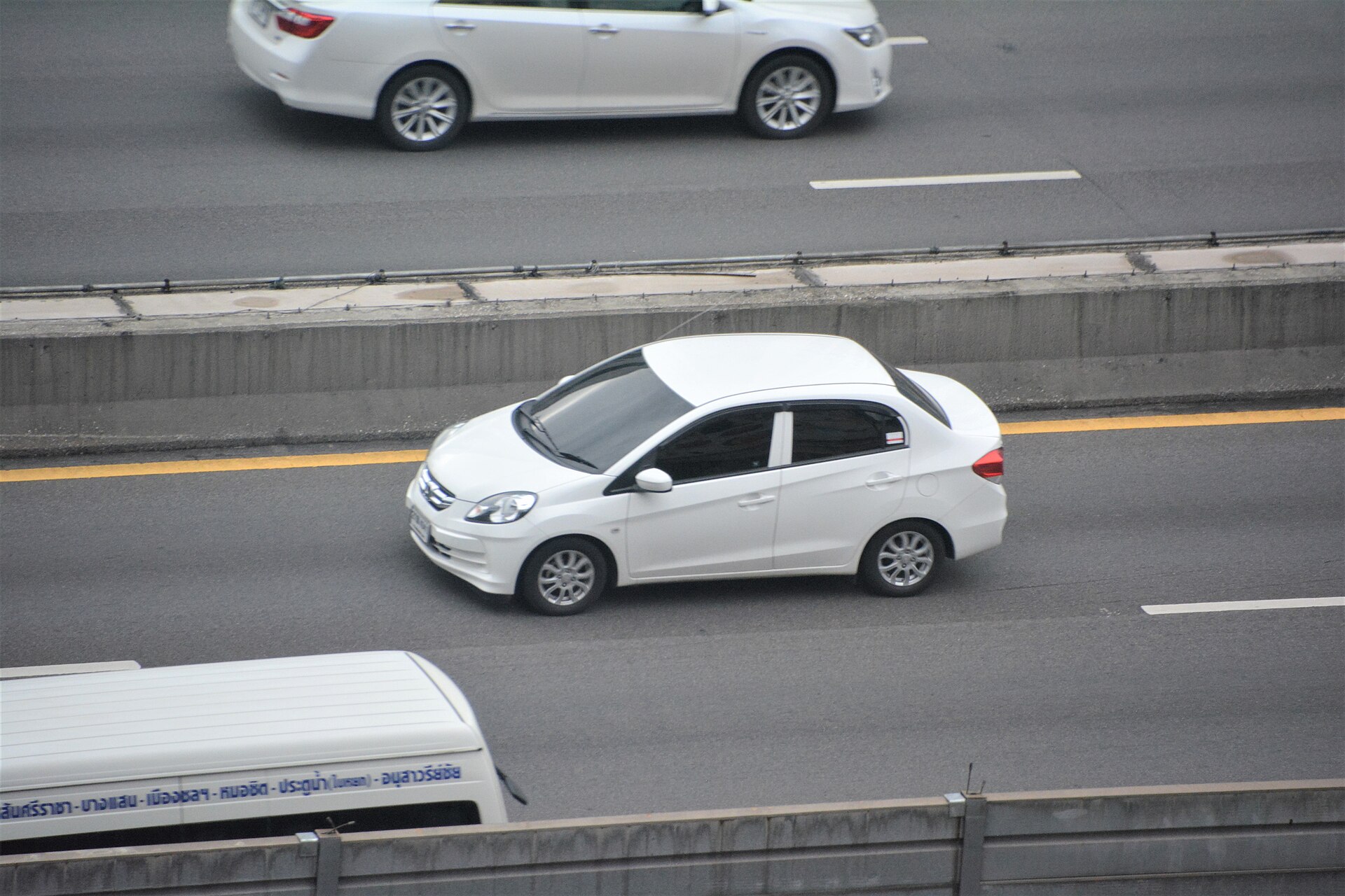 Honda Brio Amaze (DF1, 2013–2016) sedan