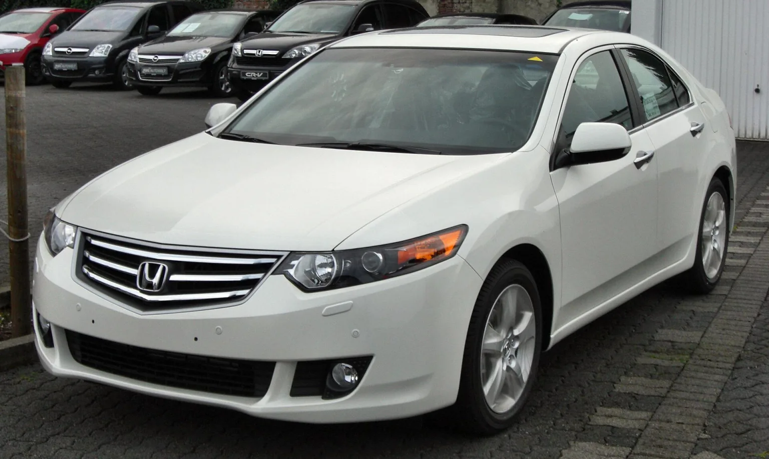 2008 Honda Accord front view