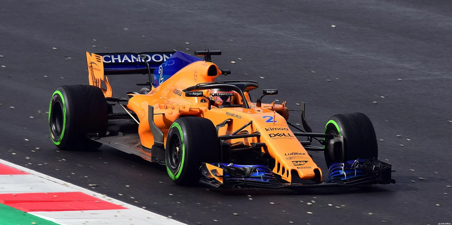 Stoffel Vandoorne driving the 2018 McLaren MCL33 in testing.