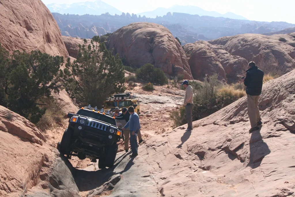 Hummer H3 in use