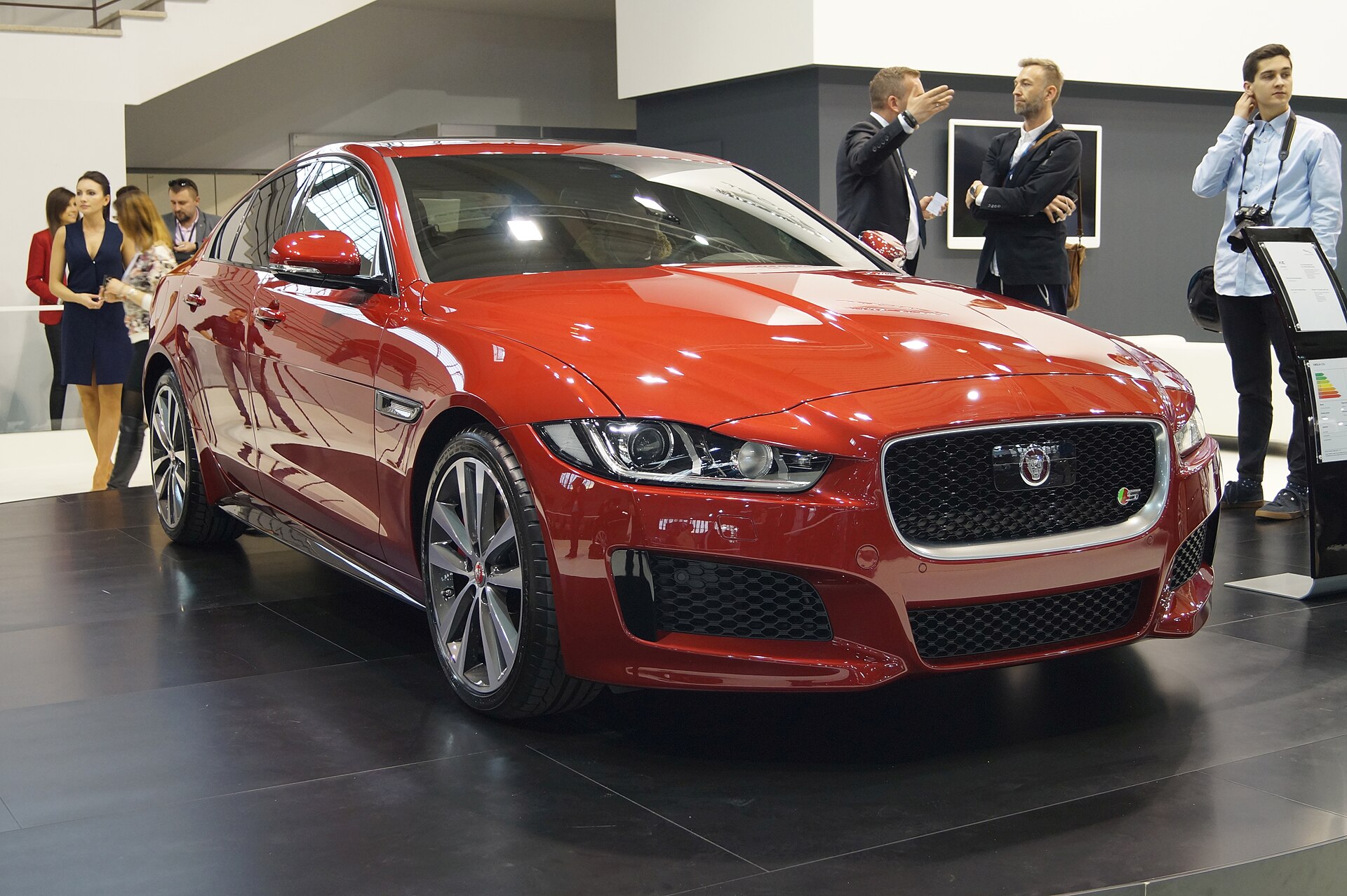 Jaguar XE front view, first generation (2015) aluminium saloon