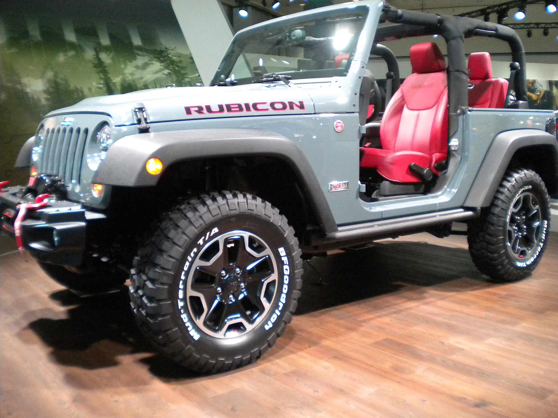 Jeep Wrangler Rubicon 10th Anniversary Edition at the LA Auto Show