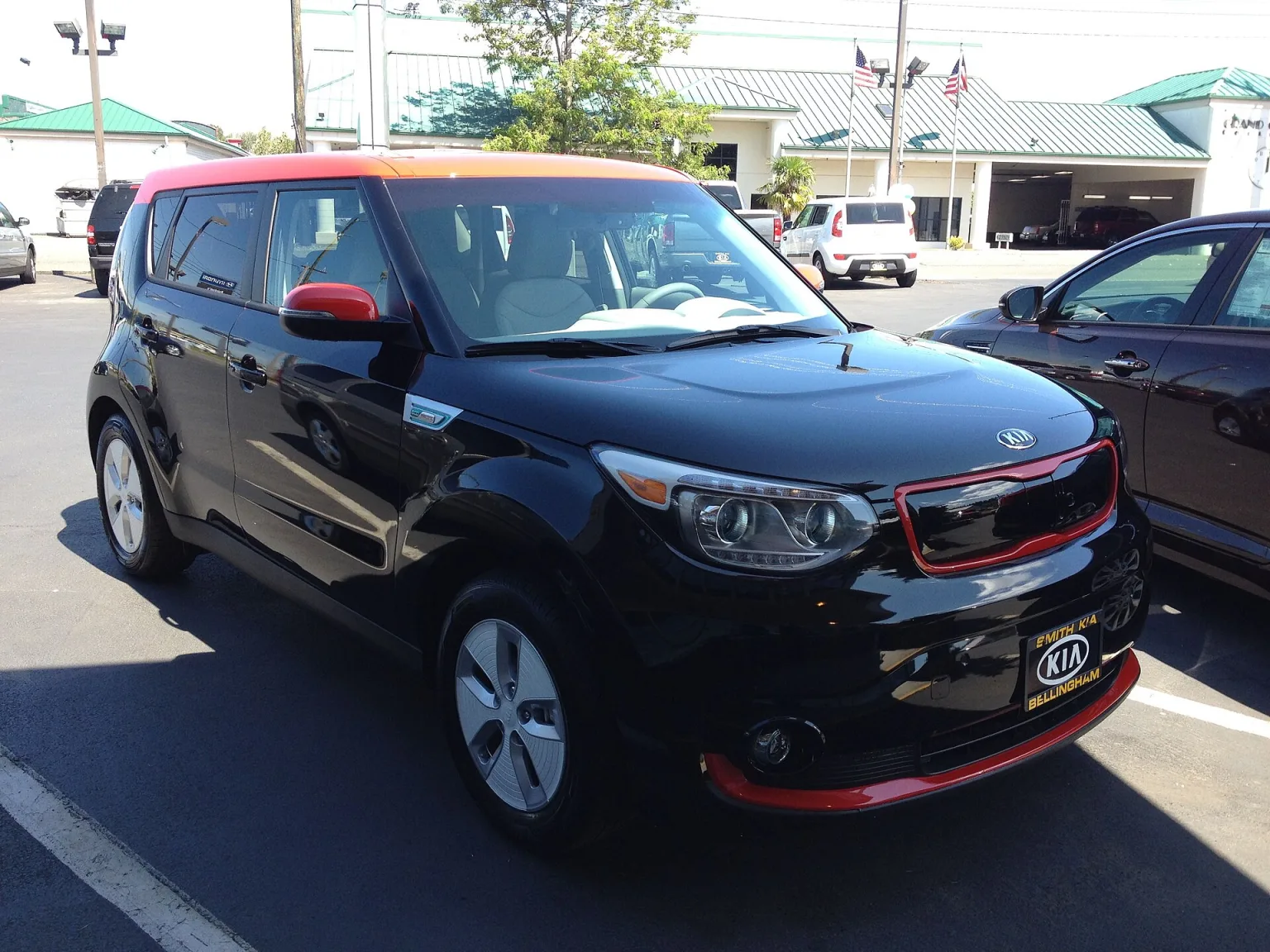 2016 Kia Soul EV+ in white, front view