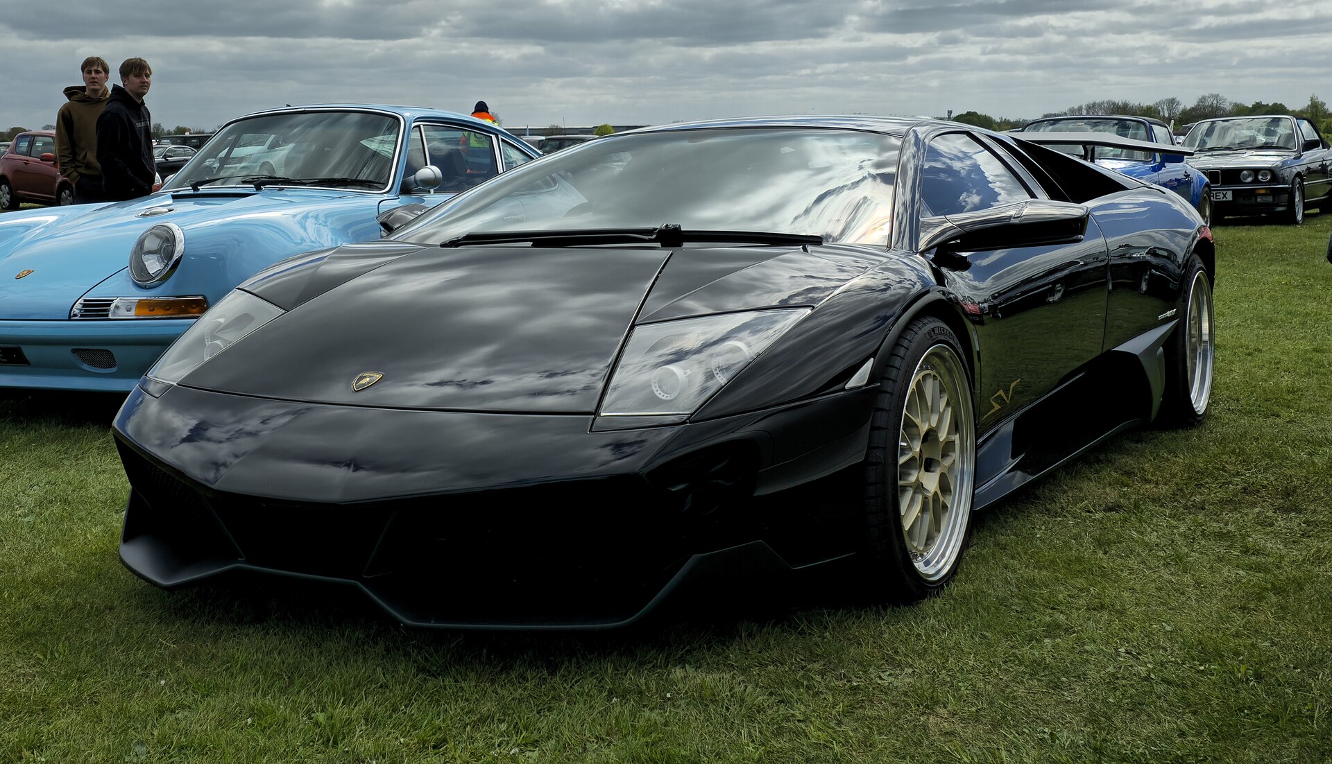 Lamborghini Murciélago SV in bright orange, side view