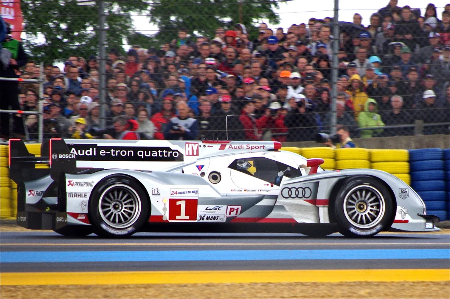 Audi R18 e-tron quattro, 2012