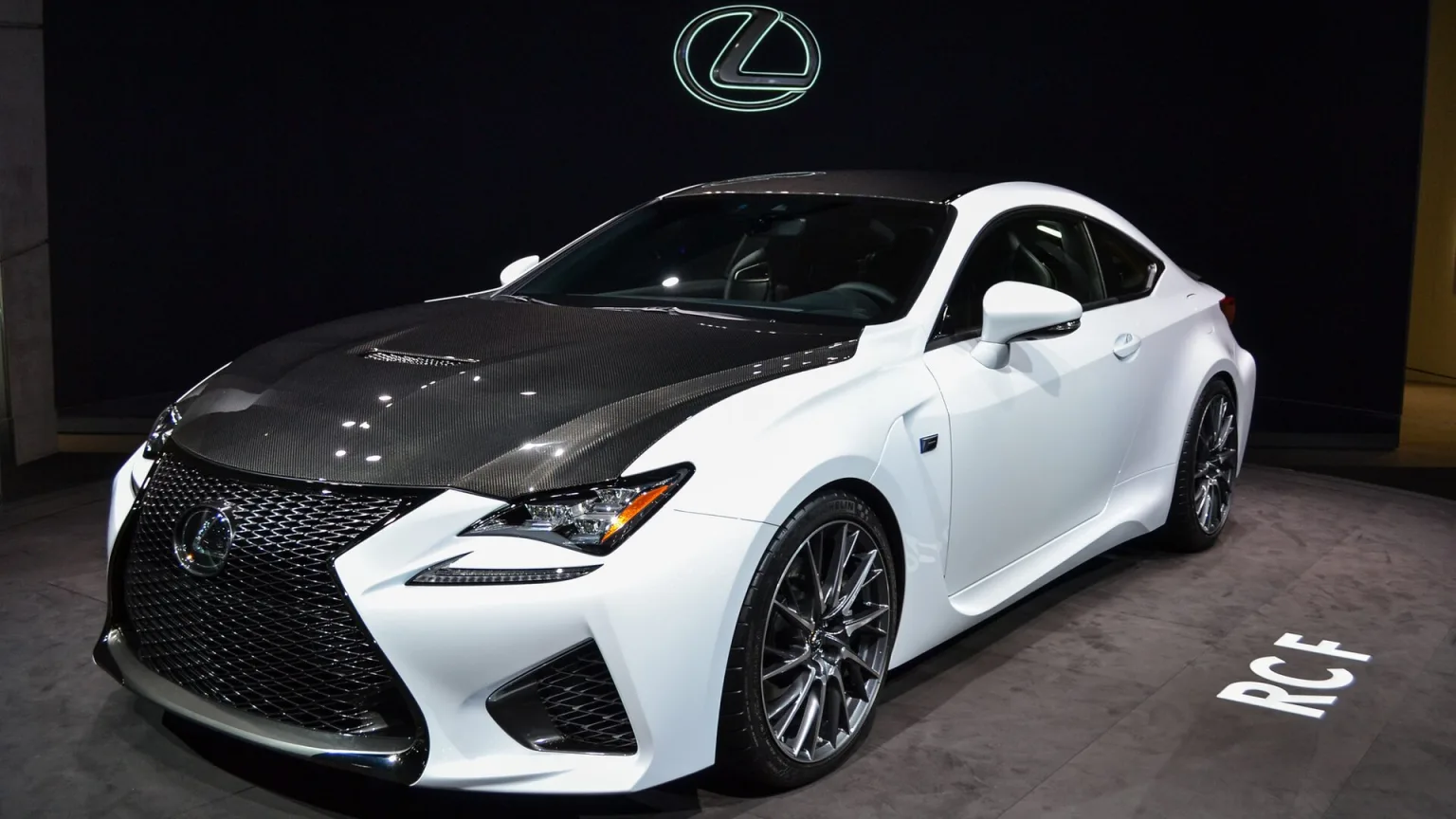 2014 Lexus RC F coupe