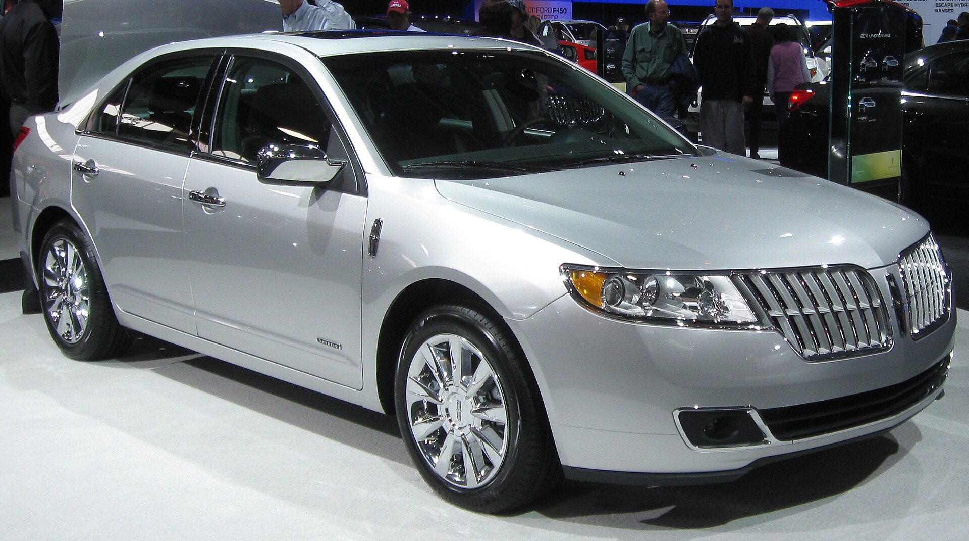 2011 Lincoln MKZ Hybrid photographed in Washington, DC
