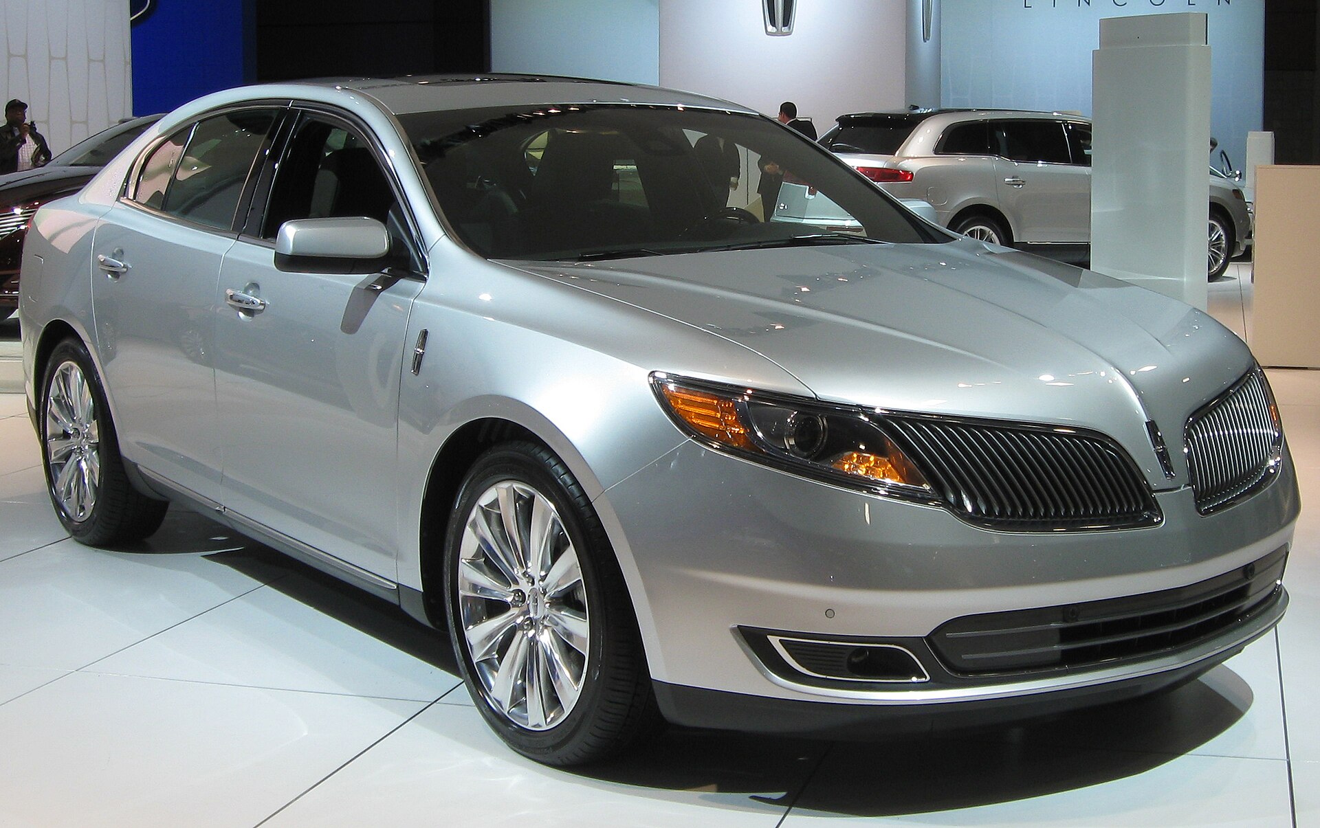 2013 Lincoln MKS at the 2012 DC Auto Show