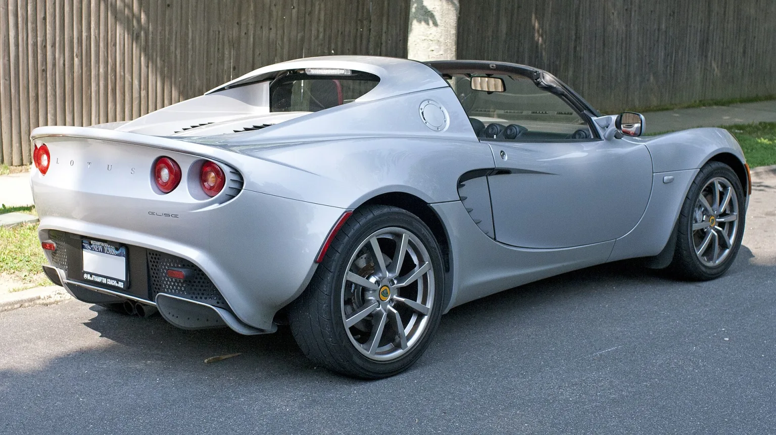 2005 Lotus Elise US-spec