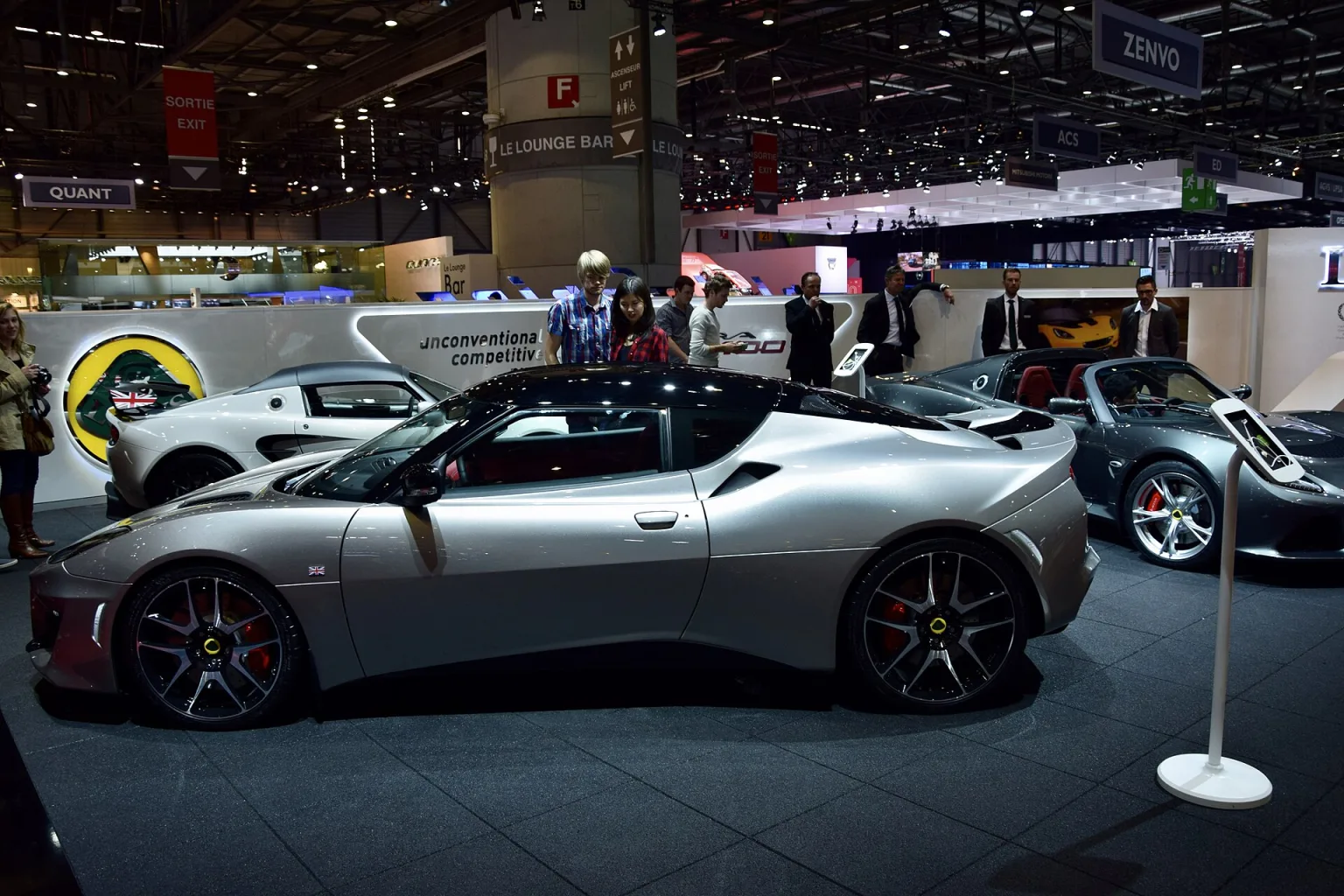 Lotus Evora 400 at Geneva Motor Show 2015