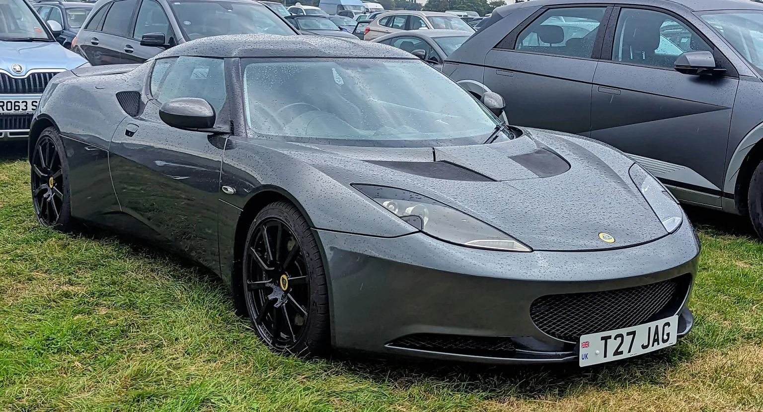 2009 Lotus Evora, first generation, front view