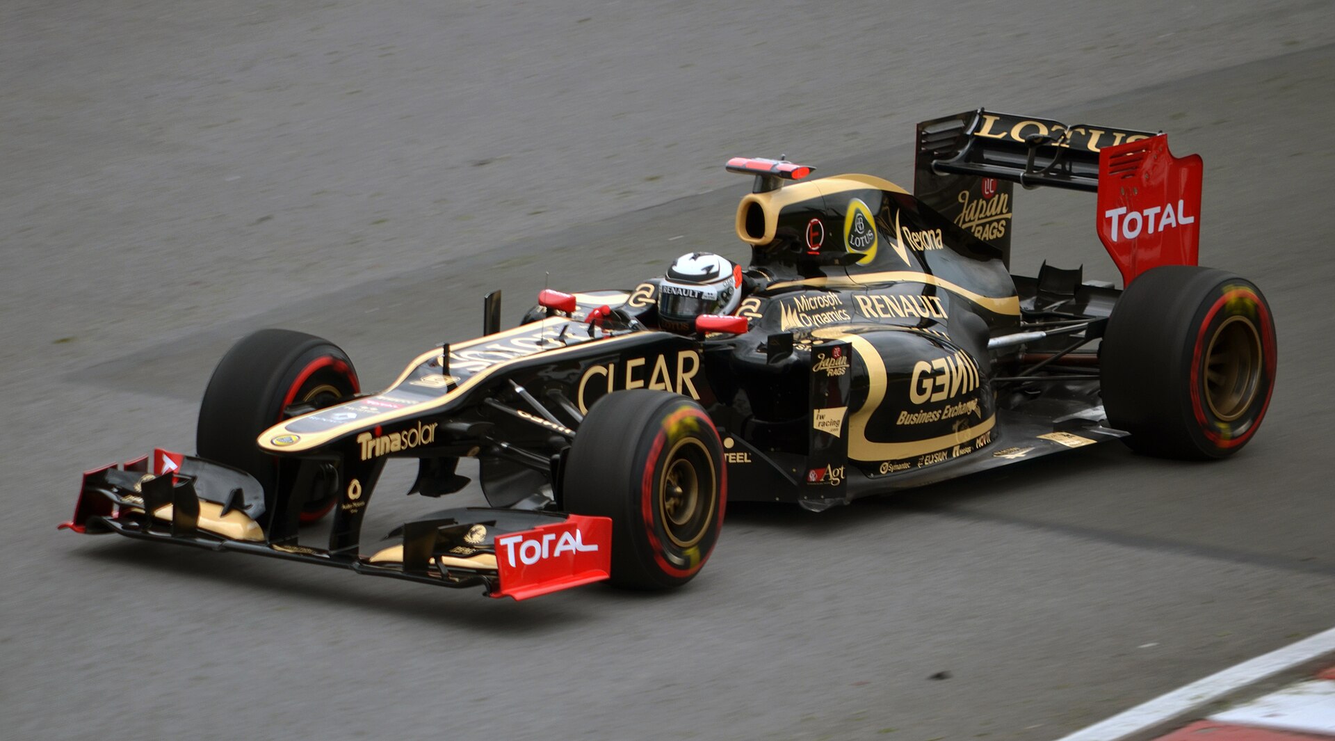 Kimi Raikkonen driving the Lotus E20 at the 2012 Canadian Grand Prix.