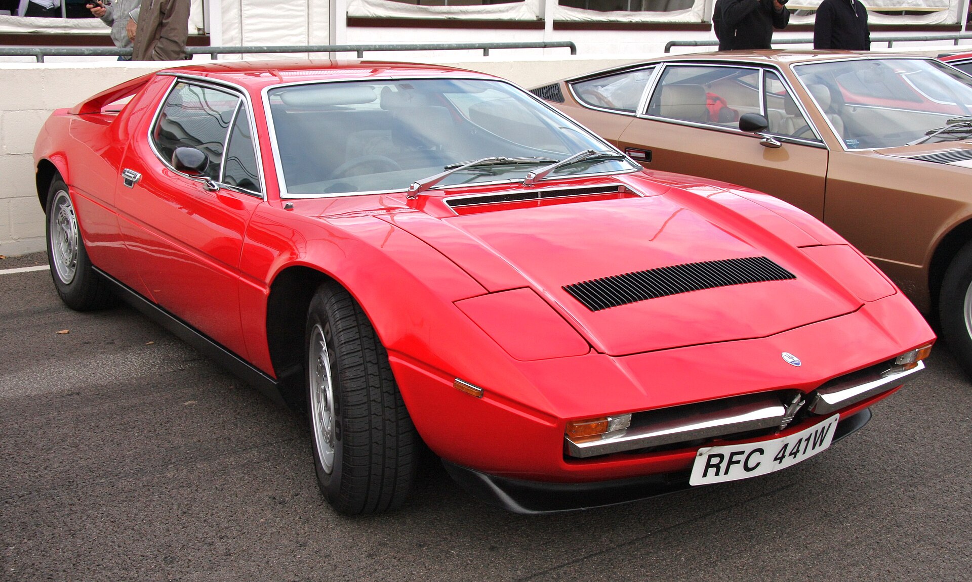 Maserati Merak in red, front view, photographed in 2009.