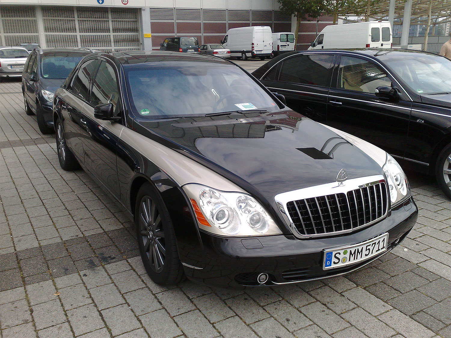 Maybach 62S Zeppelin luxury saloon