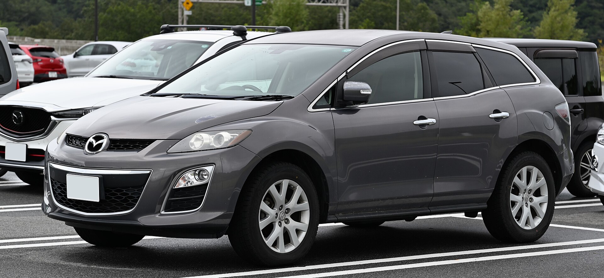 2009-2012 Mazda CX-7, the facelifted model introduced in 2009.