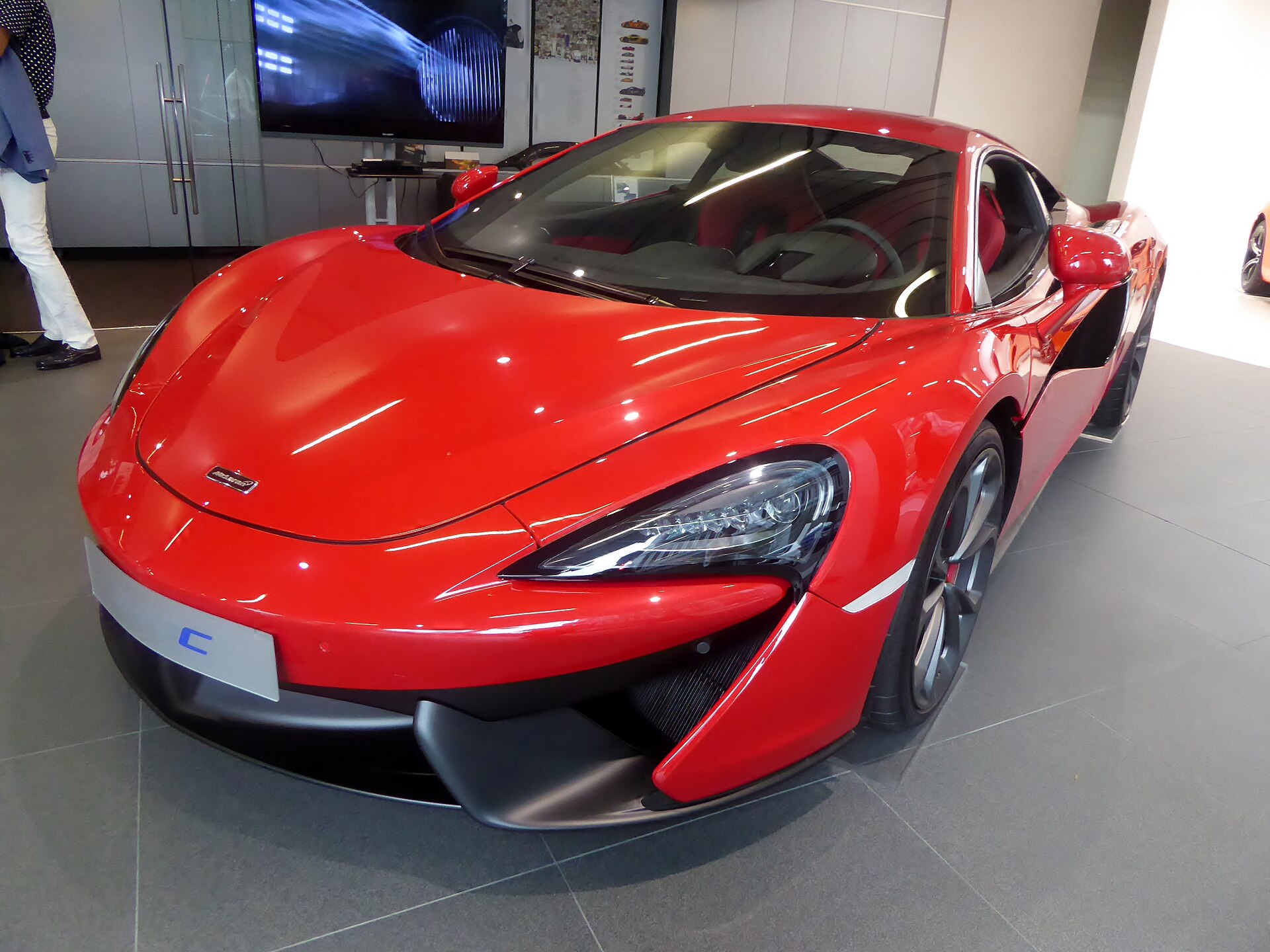 Front view of a McLaren 540C Coupe