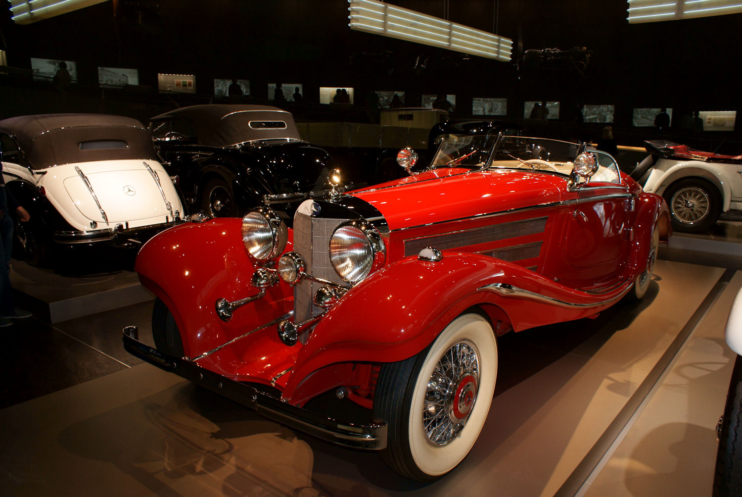 1936 Mercedes-Benz 500K Spezial Roadster, left side front view