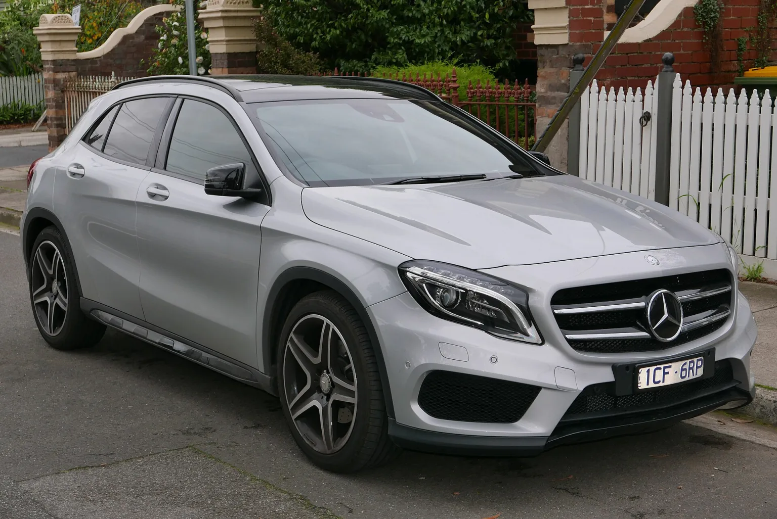 2014 Mercedes-Benz GLA 250 (X156) 4MATIC wagon