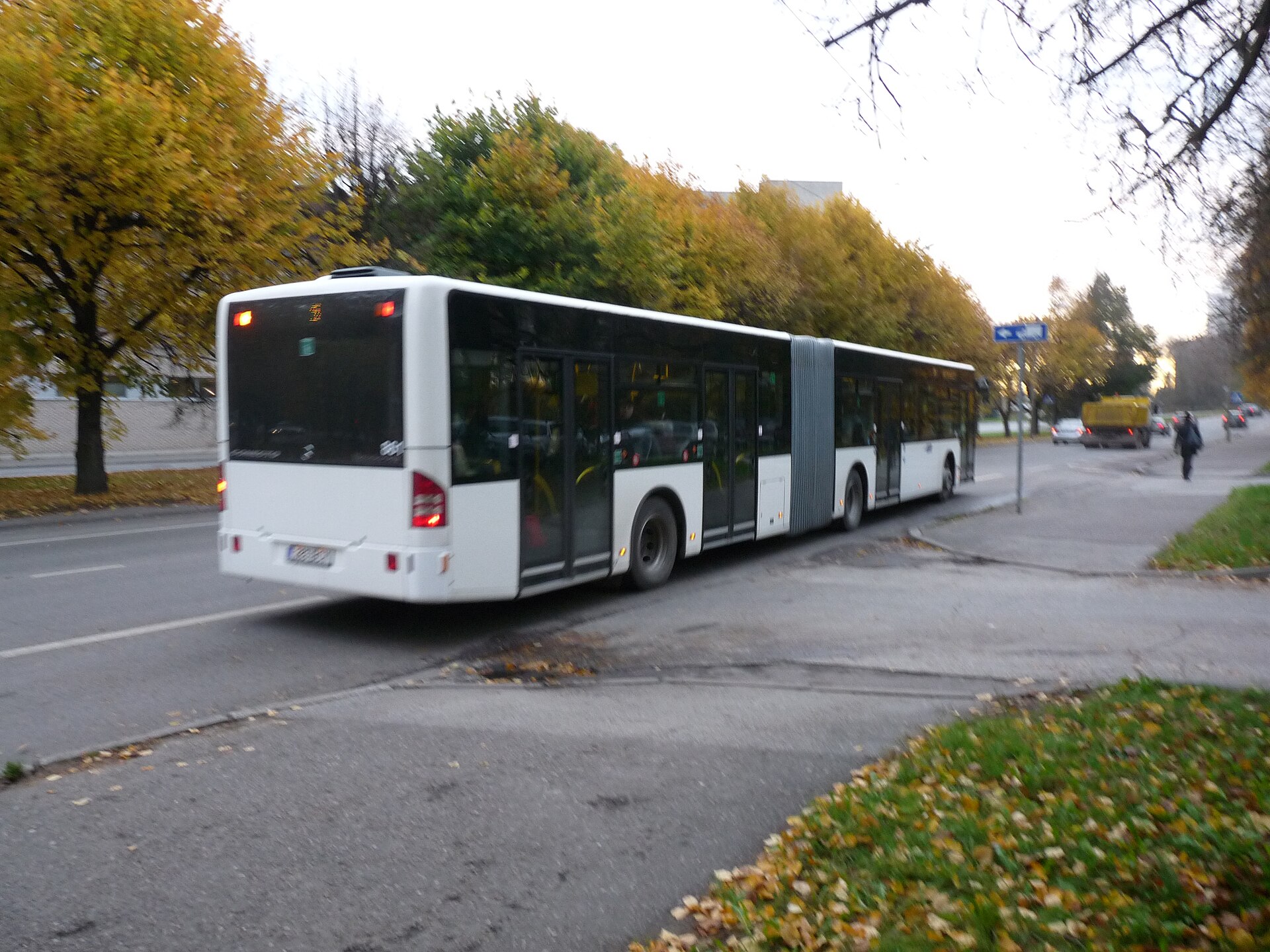 2012 Mercedes-Benz Conecto G articulated city bus in service