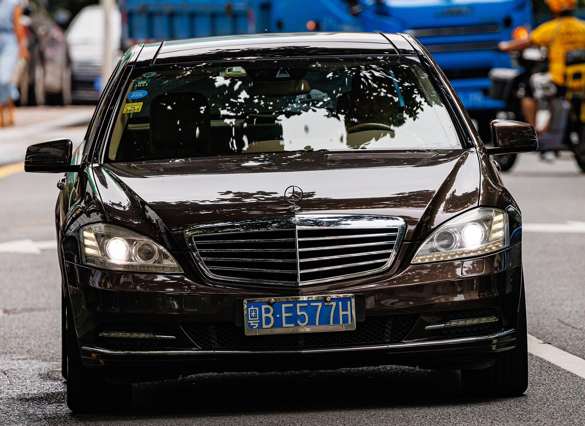 Mercedes-Benz S-Class (V221), the correct generation for 2011 S 350 BlueTEC.