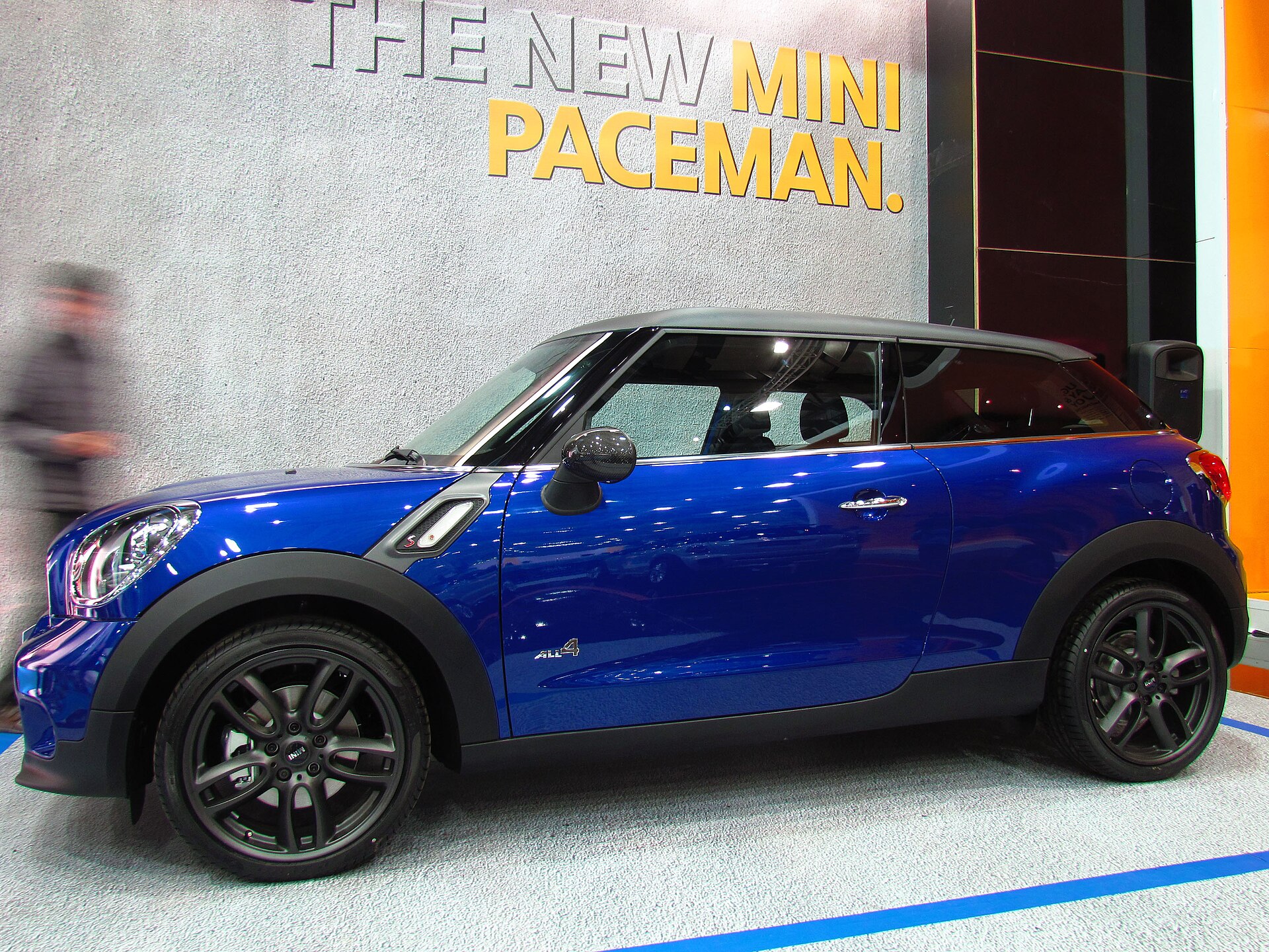 2013 Mini Cooper S Paceman ALL4, front view