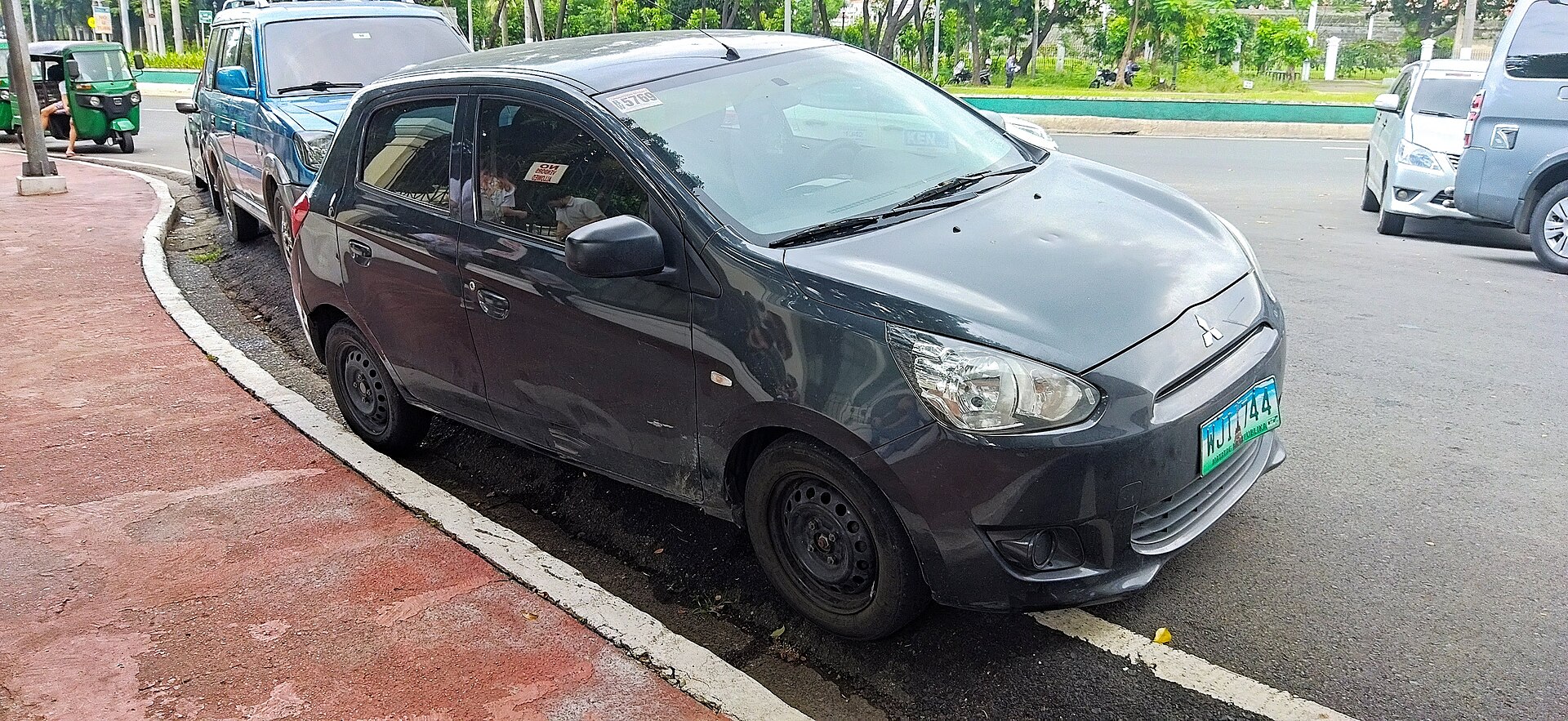 2013 Mitsubishi Mirage GLX