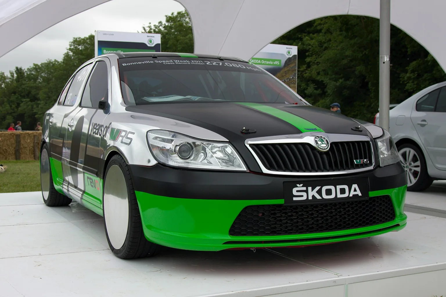 Skoda Octavia vRS Bonneville special at Speed Week, 2011